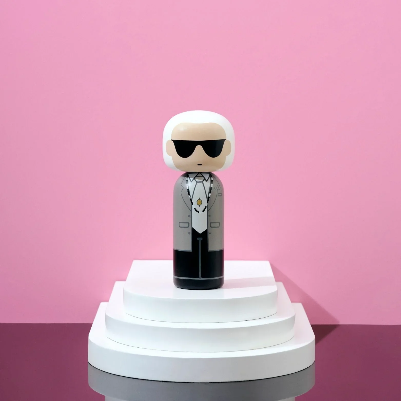 Figurka dekoracyjna KARL - edycja limitowana - Image 2