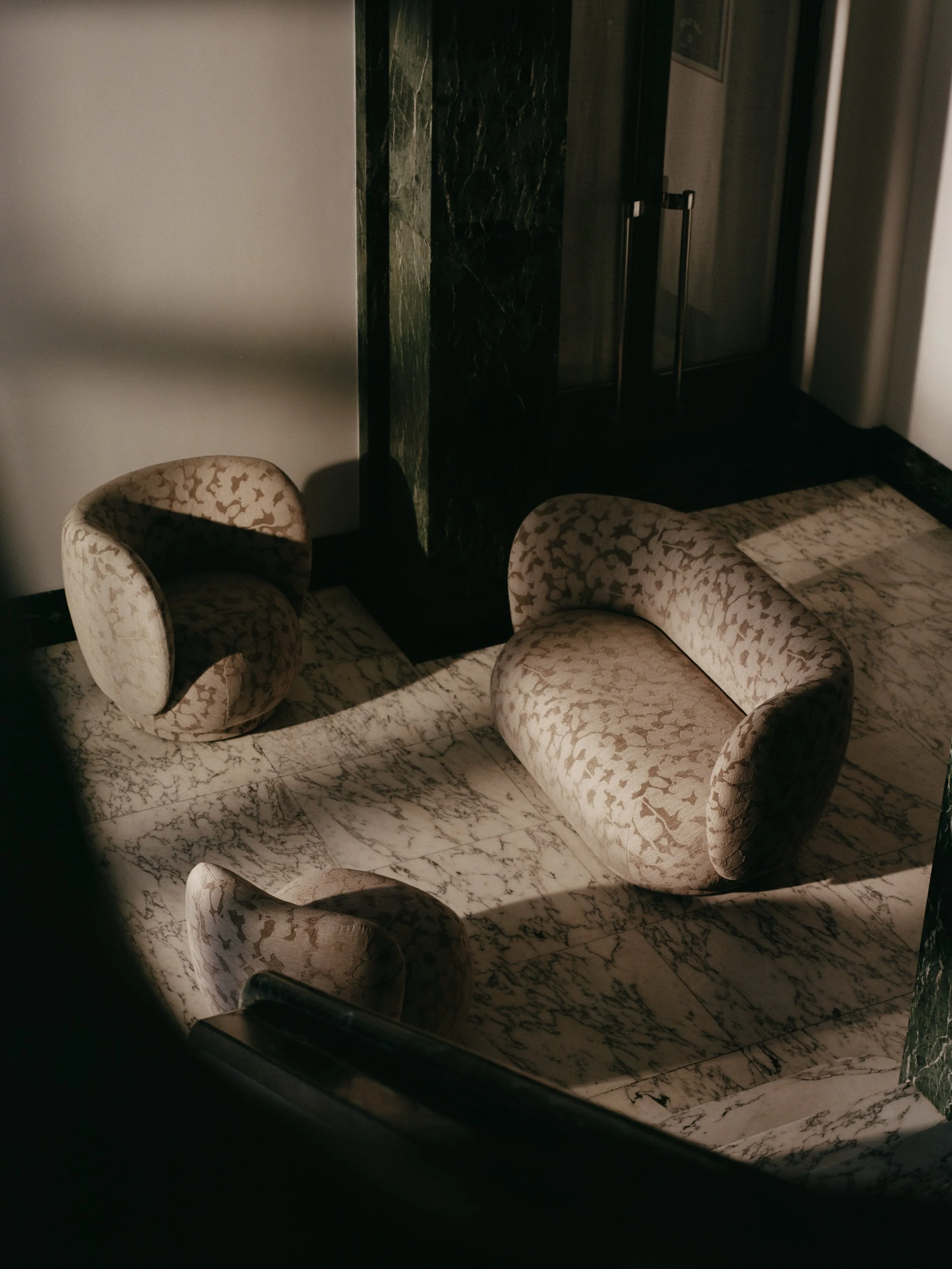 Fotel RICO LOUNGE Cilla taupe - Image 4