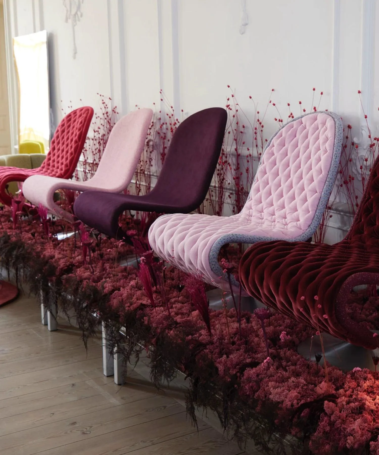 Fotel SYSTEM 1-2-3 LOUNGE DELUXE granatowy z okrągłą podstawą - poekspozycyjny - Image 11