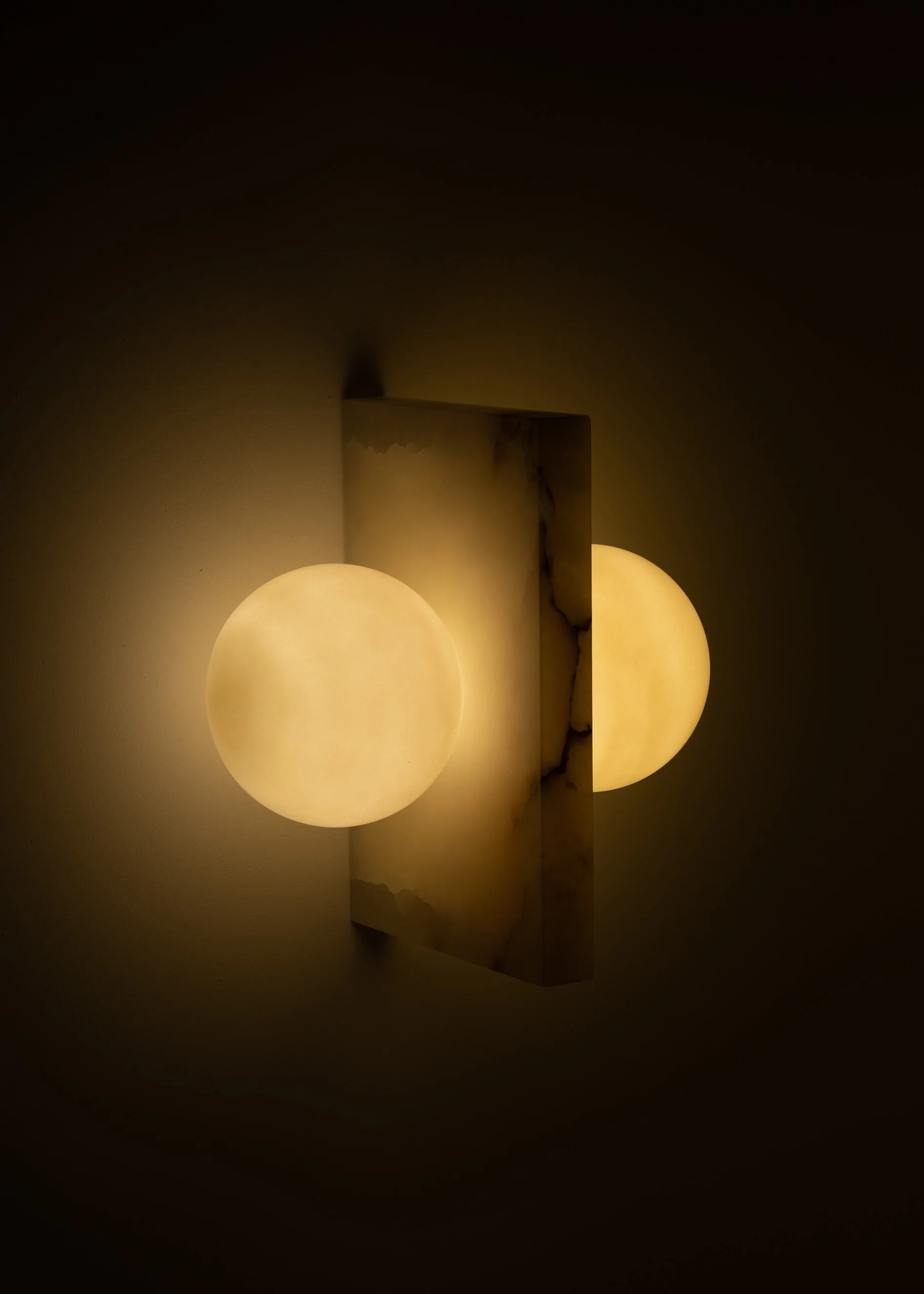 Kinkiet FLUGI biały alabaster - Image 3