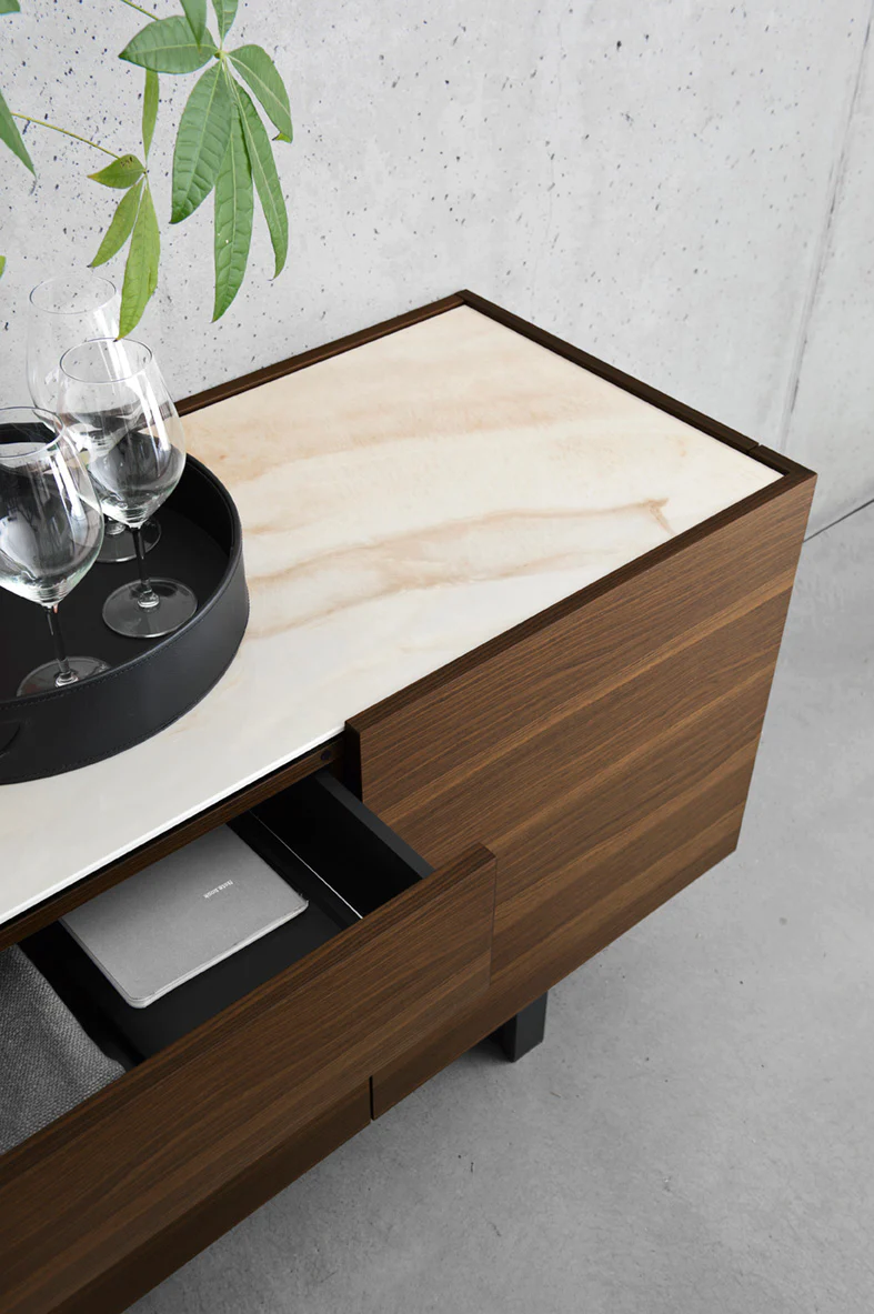 Komoda HORIZON ciemne drewno z kremowym blatem - Image 2