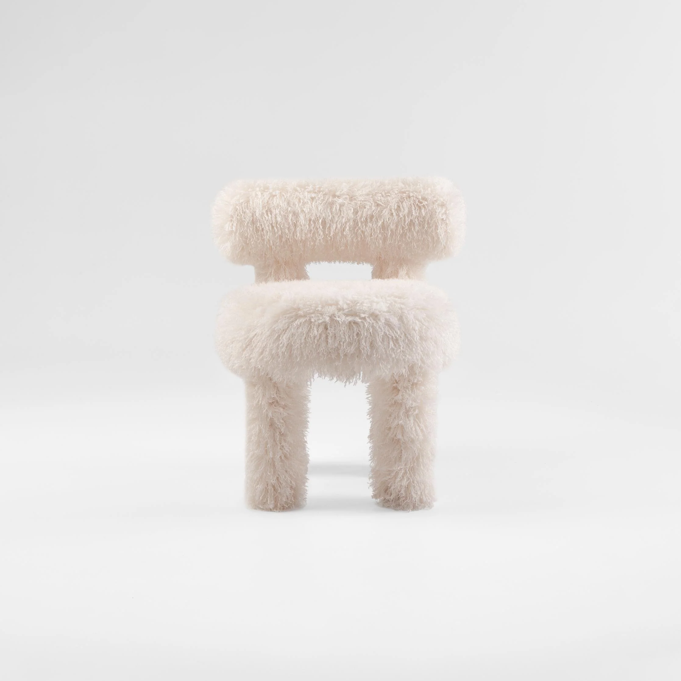 Krzesło GROPIUS CS1 - FLUFFY EDITION sztuczne futerko - Image 3