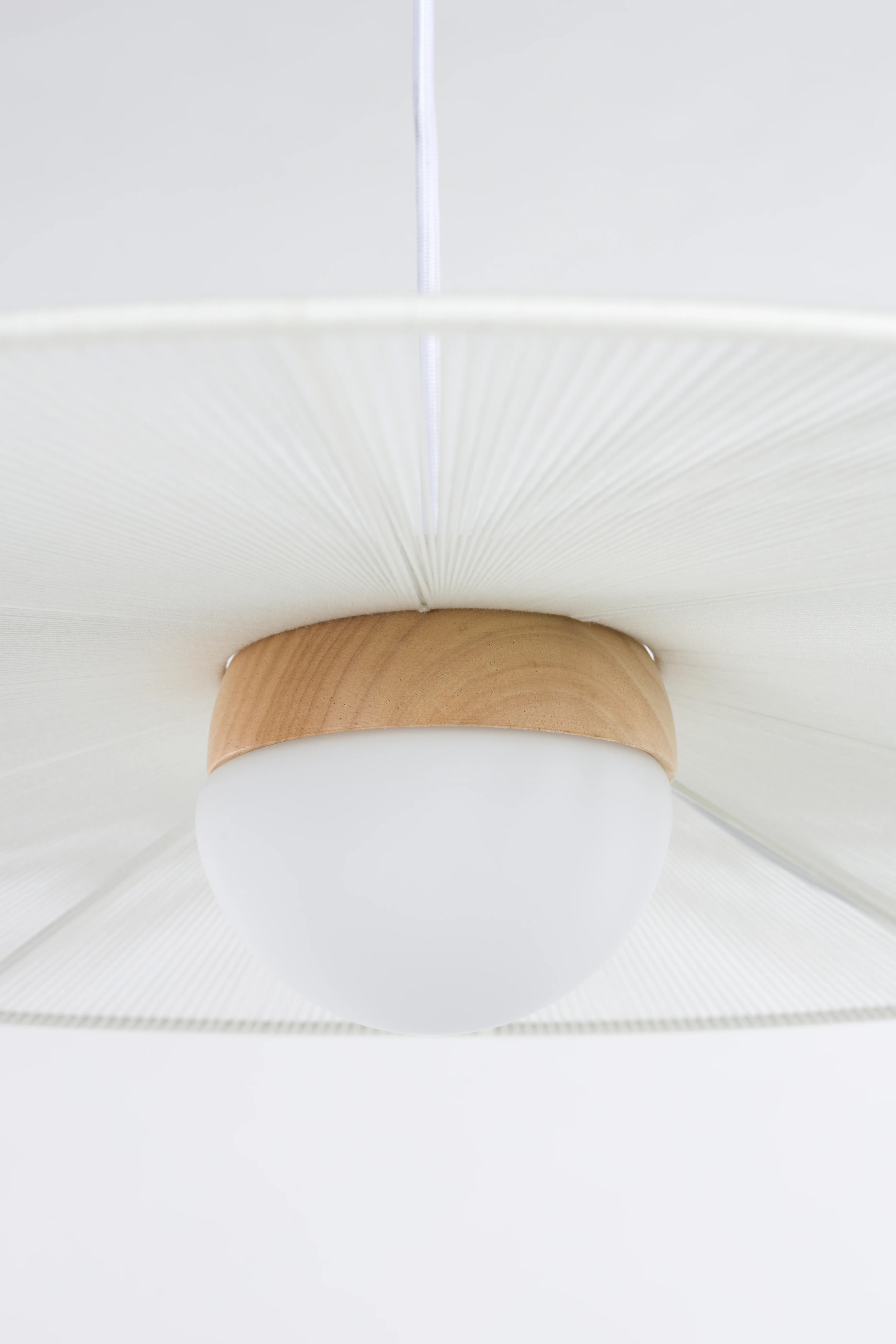 Lampa podłogowa z wysięgnikiem BELLE złamana biel - Image 4