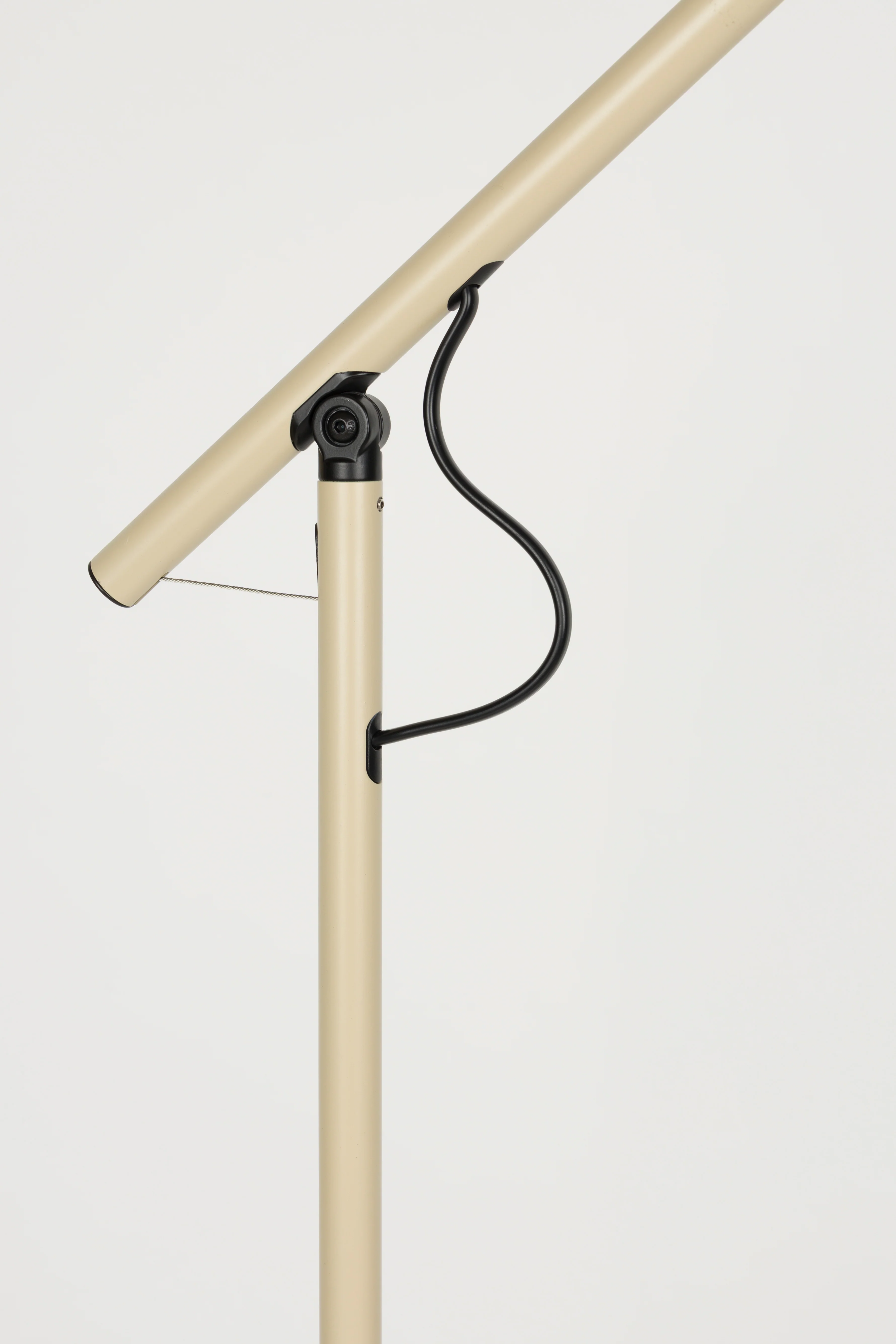 Lampa podłogowa AERO beżowy - Image 4