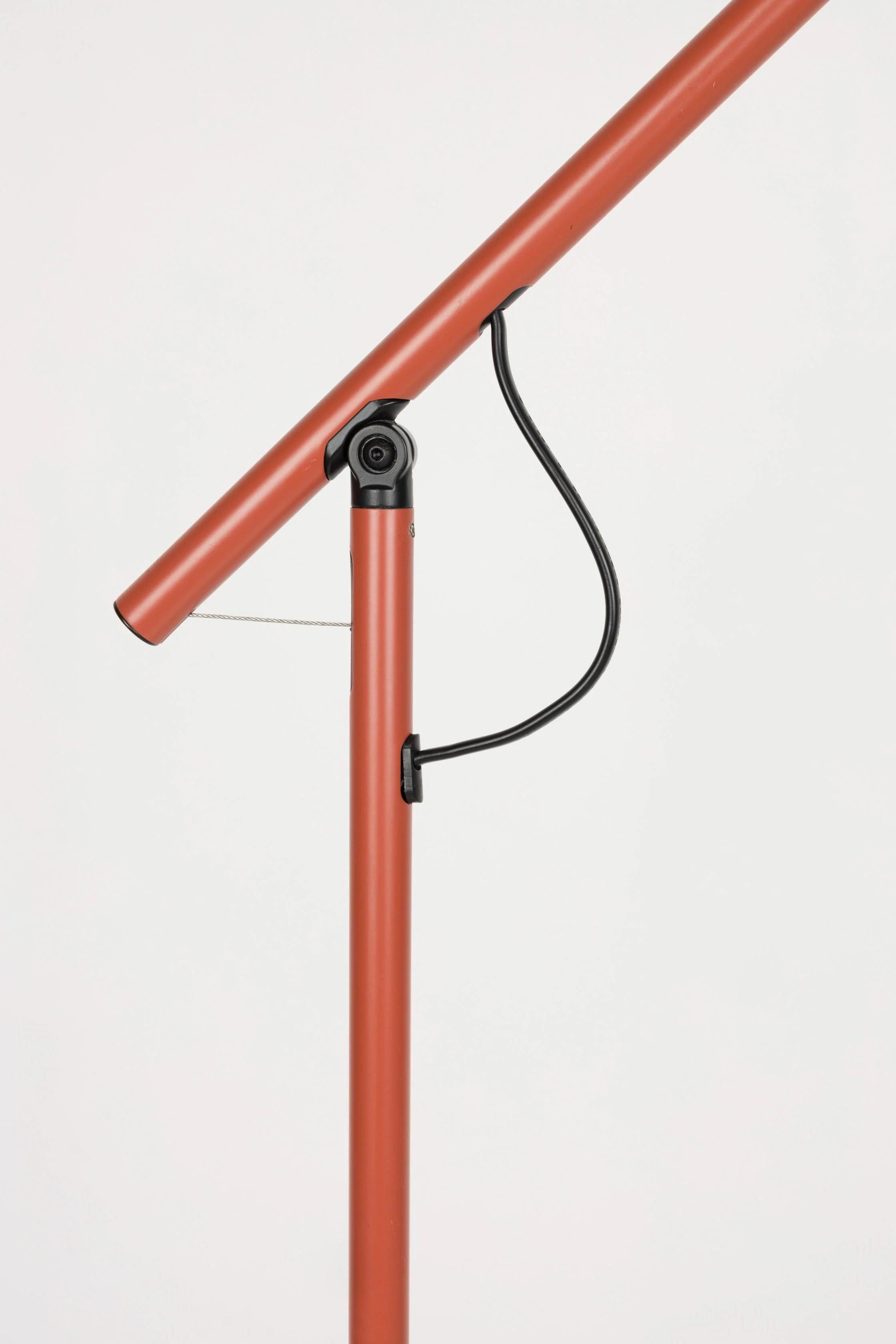 Lampa podłogowa AERO czerwony - Image 5