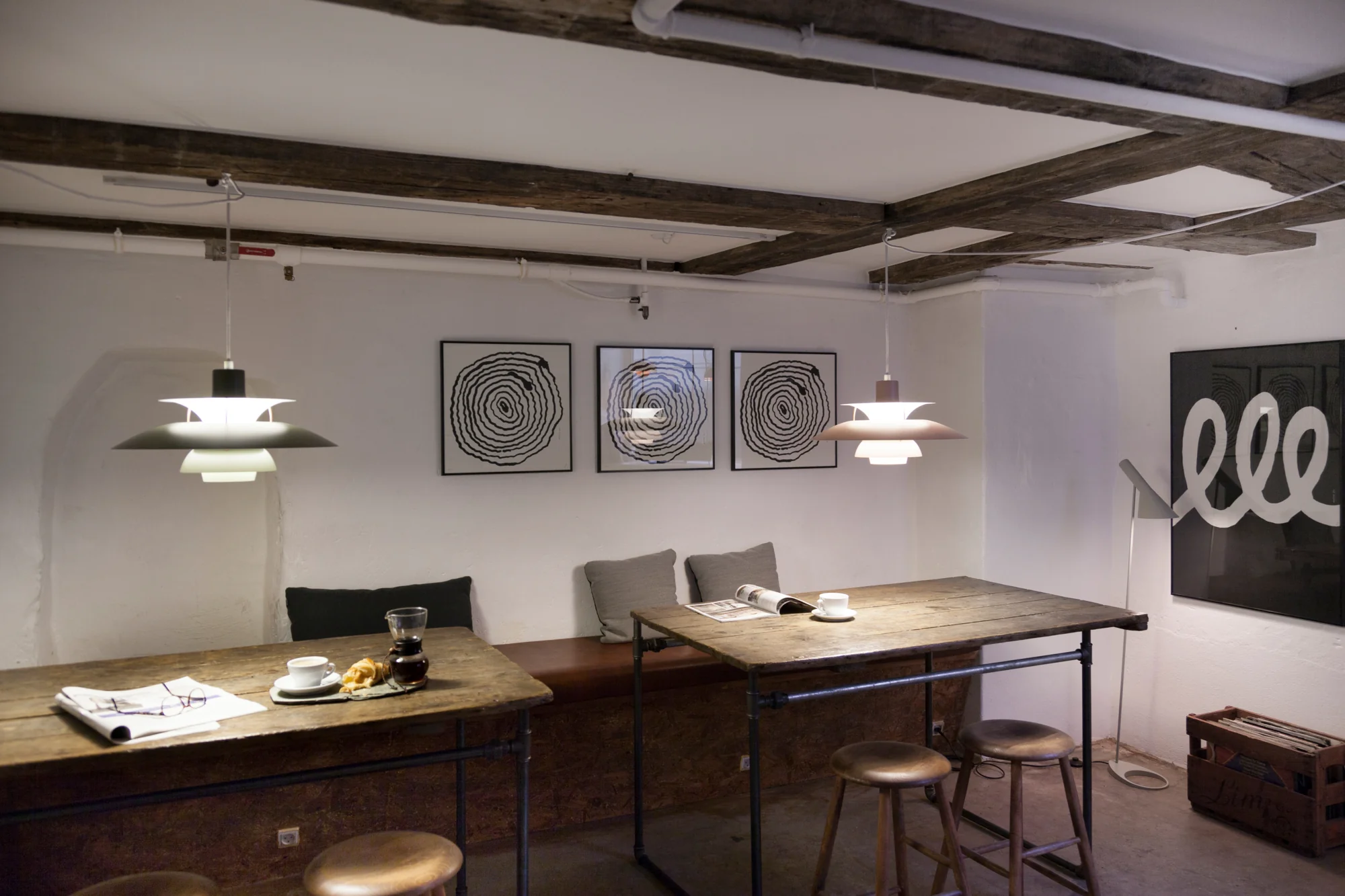 Lampa podłogowa AJ biały - Image 8