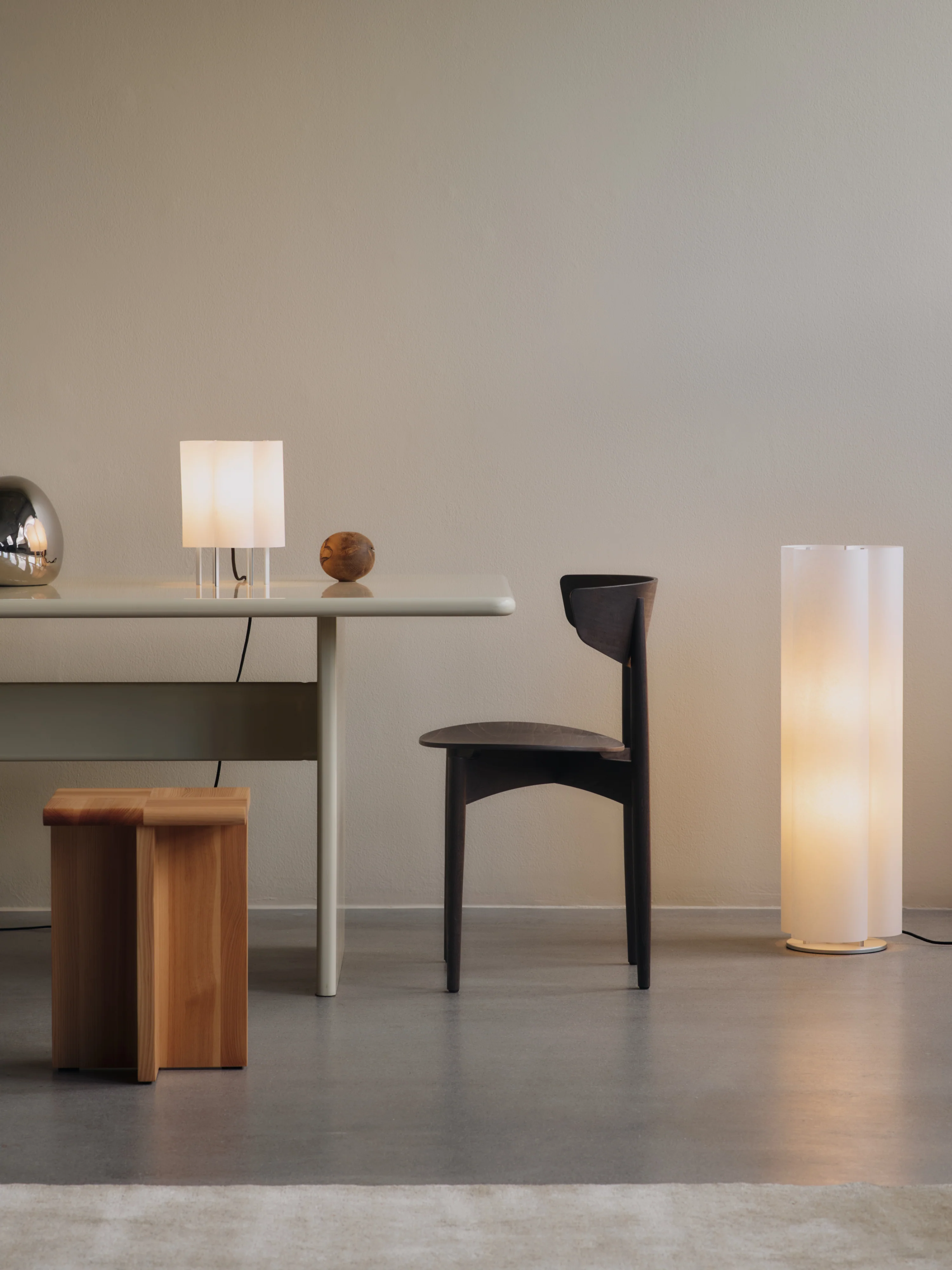 Lampa podłogowa BOE biały - Image 2