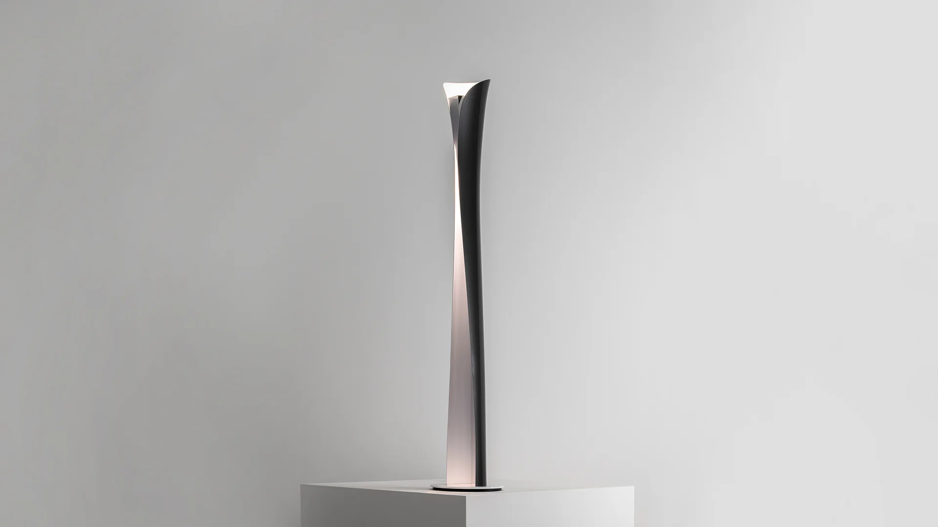 Lampa podłogowa CADMO czarny z białym - Image 5