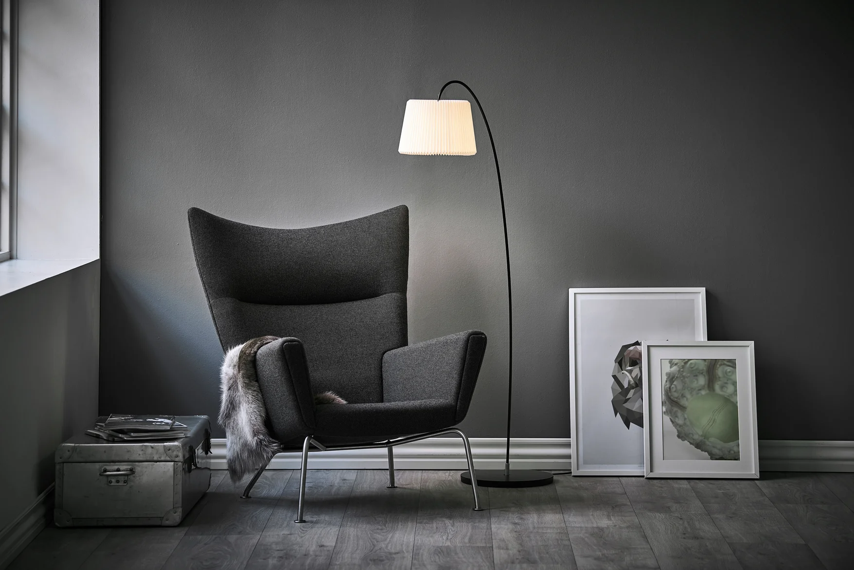 Lampa podłogowa MODEL 320 SNOWDROP biały z czarną podstawą - Image 2