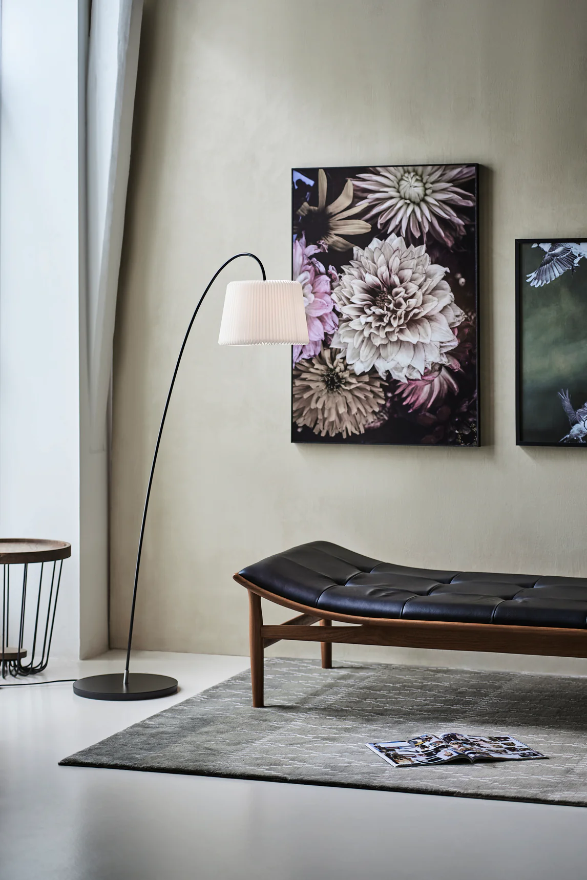 Lampa podłogowa MODEL 320 SNOWDROP biały z czarną podstawą - Image 4