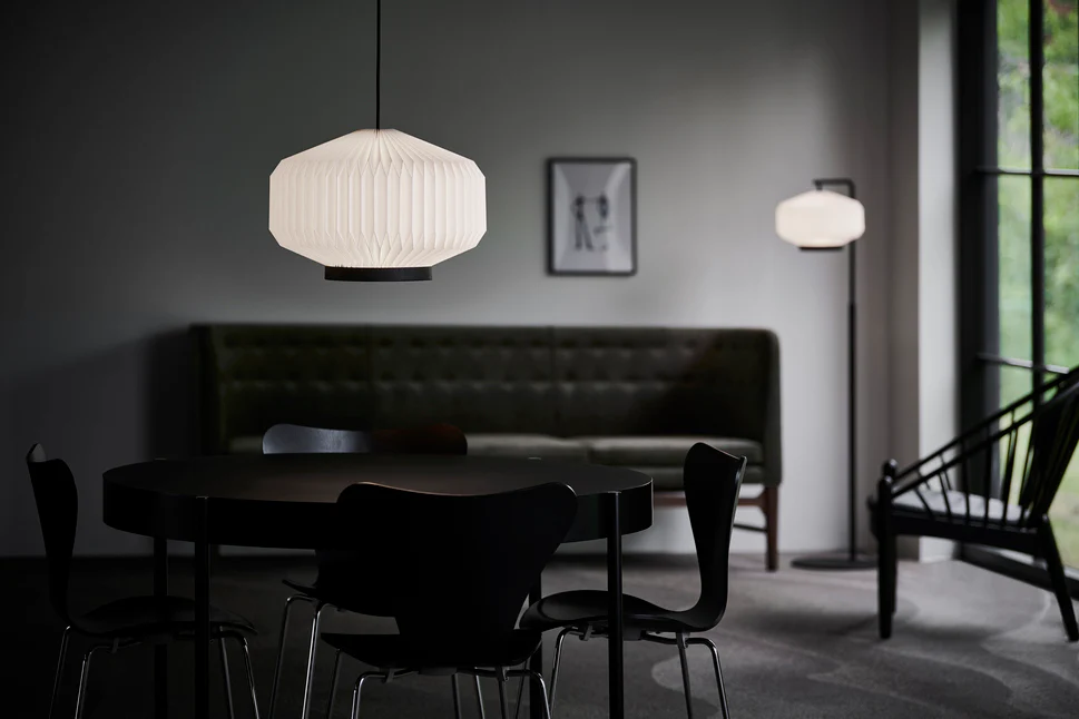 Lampa podłogowa MODEL 386 SHIBUI biały z czarną podstawą - Image 8