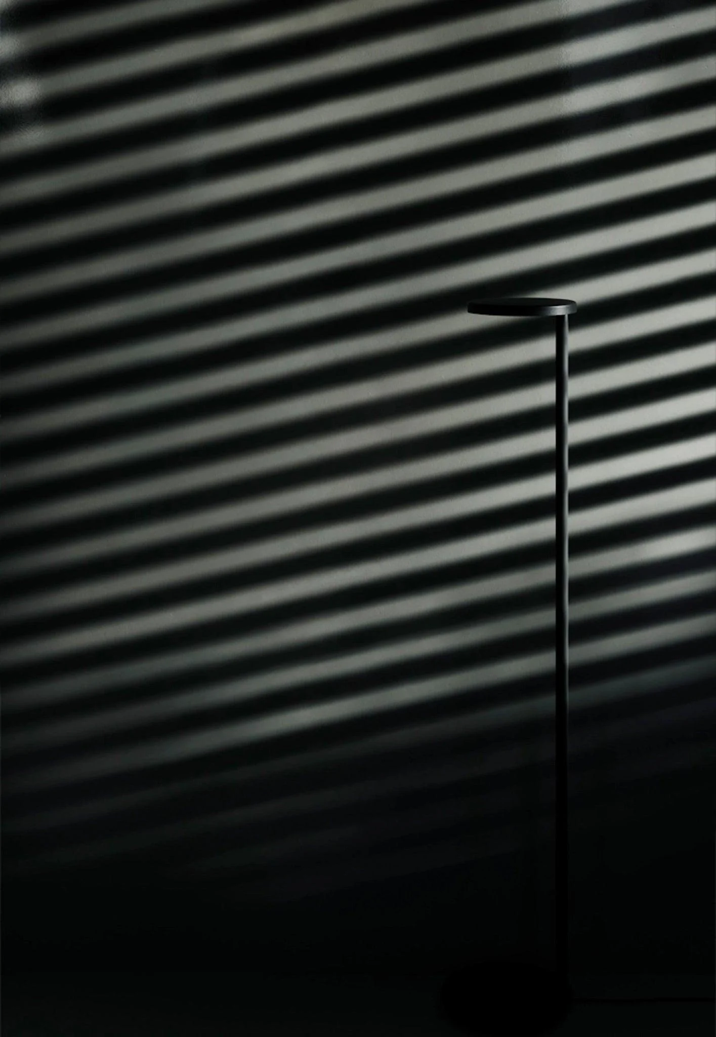 Lampa podłogowa OBLIQUE antracyt matowy - Image 4