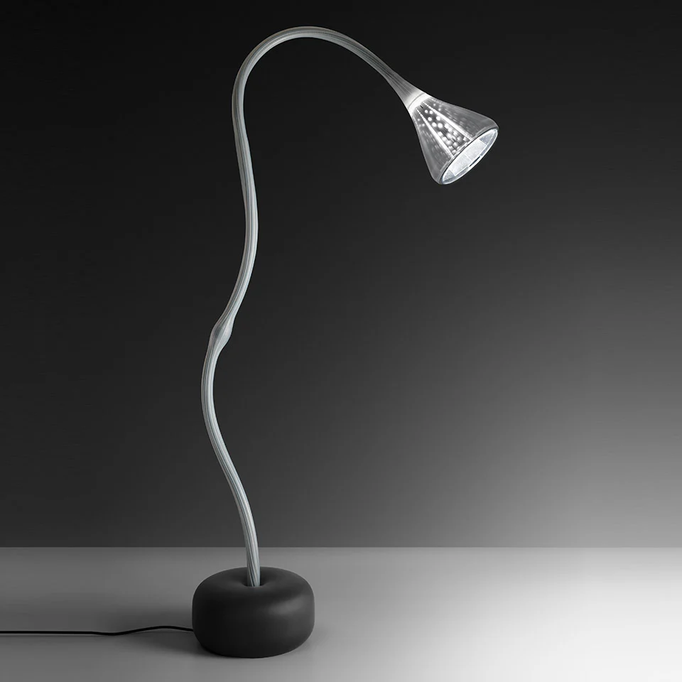 Lampa podłogowa PIPE biały z czarną podstawą - Image 3