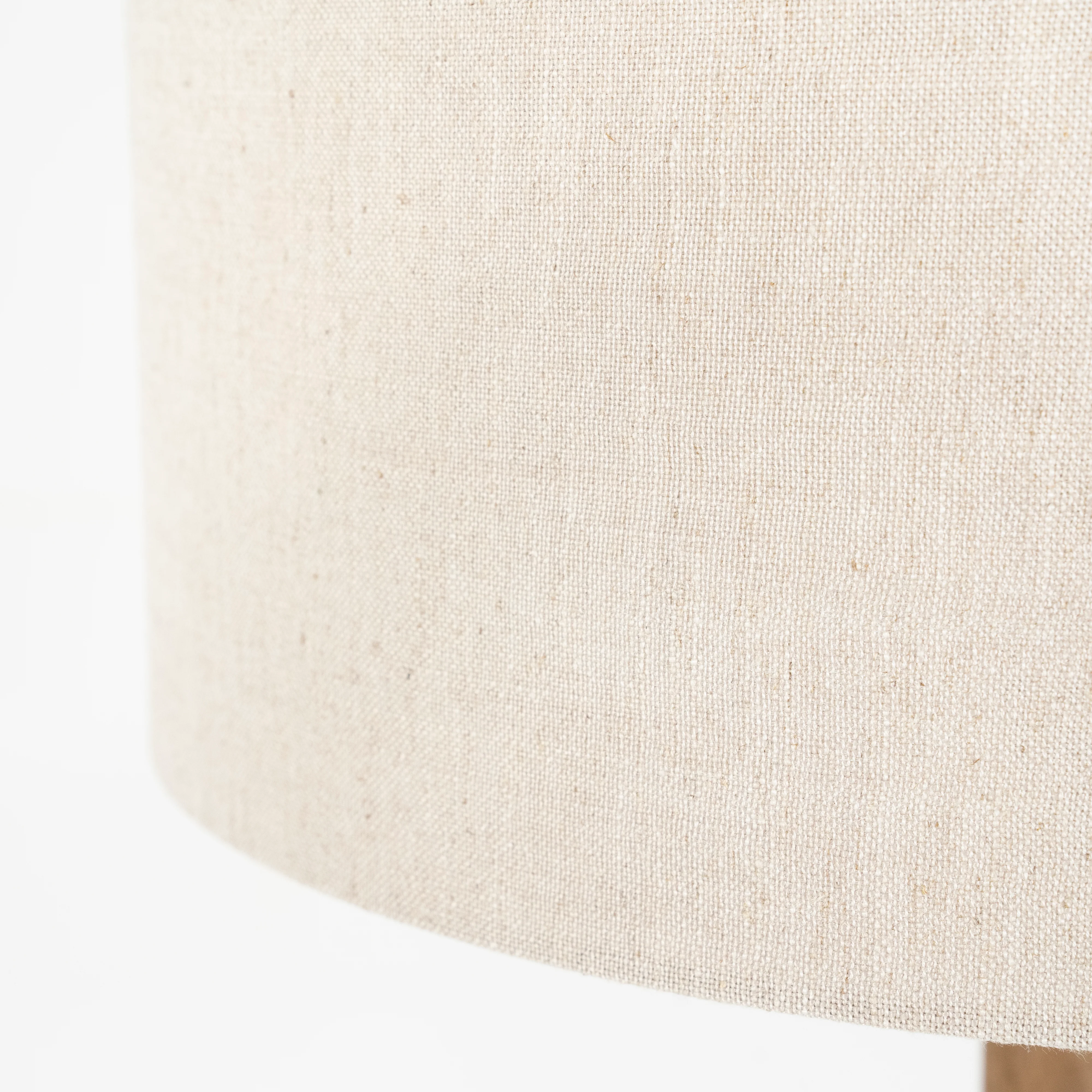 Lampa podłogowa RINE ciemne drewno mango z kremowym kloszem - Image 3