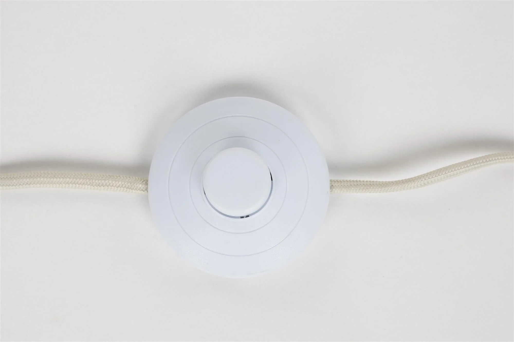 Lampa podłogowa trójnóg SUSIE beżowy - Image 4