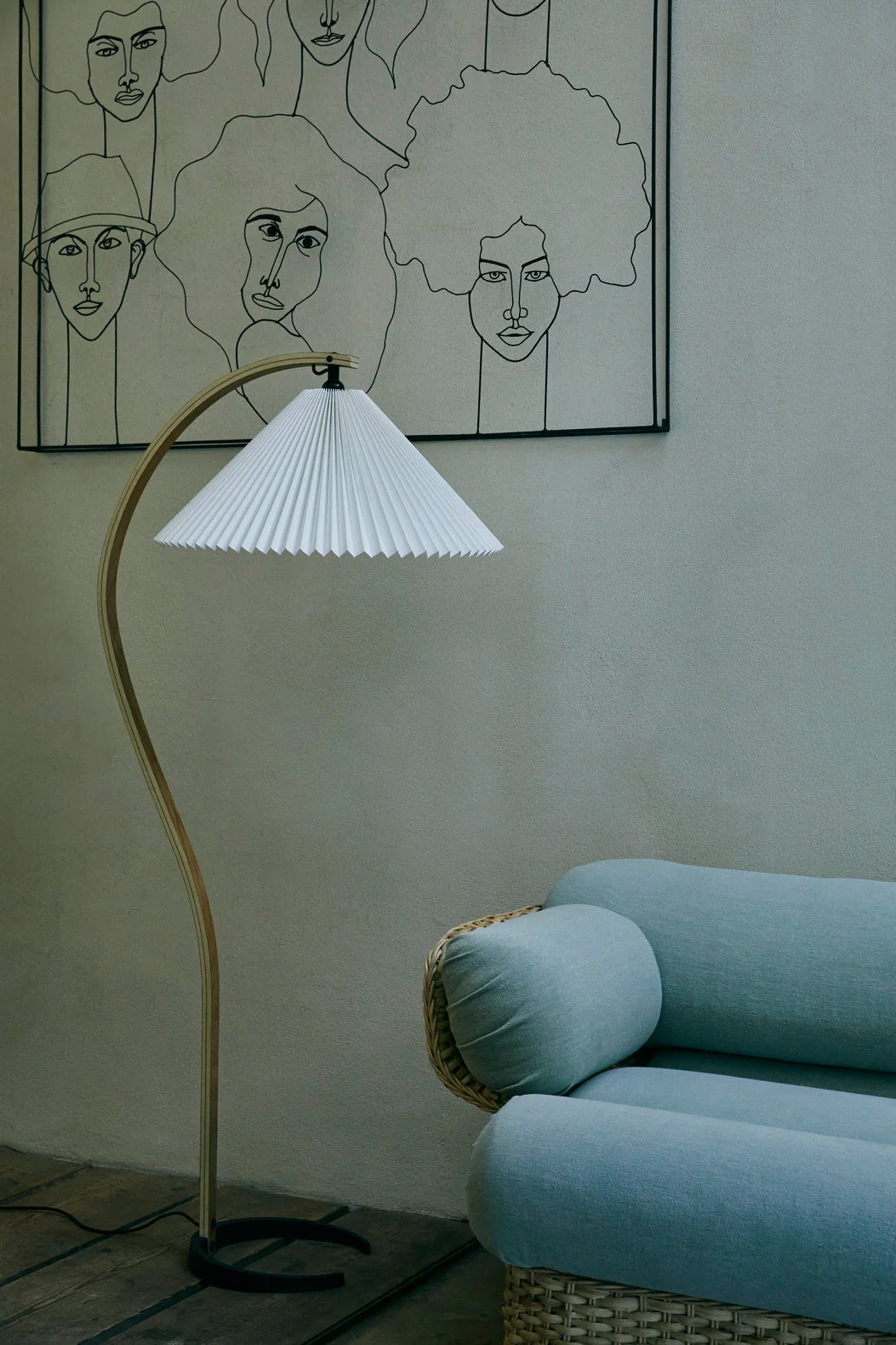 Lampa podłogowa do czytania TIMBERLINE drewno dębowe z białym kloszem - Image 11