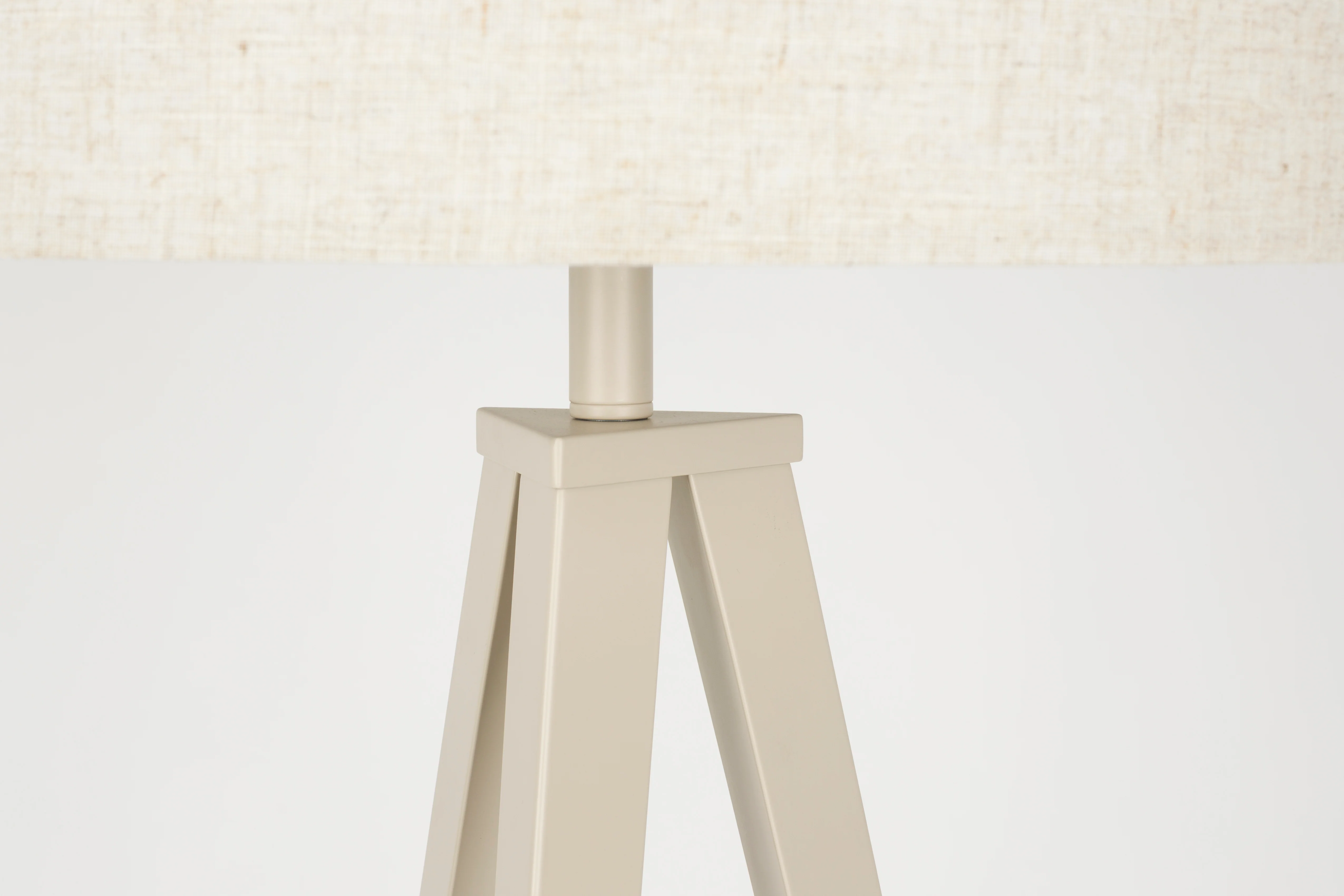 Lampa podłogowa TRIPOD beżowy trójnóg - Image 3