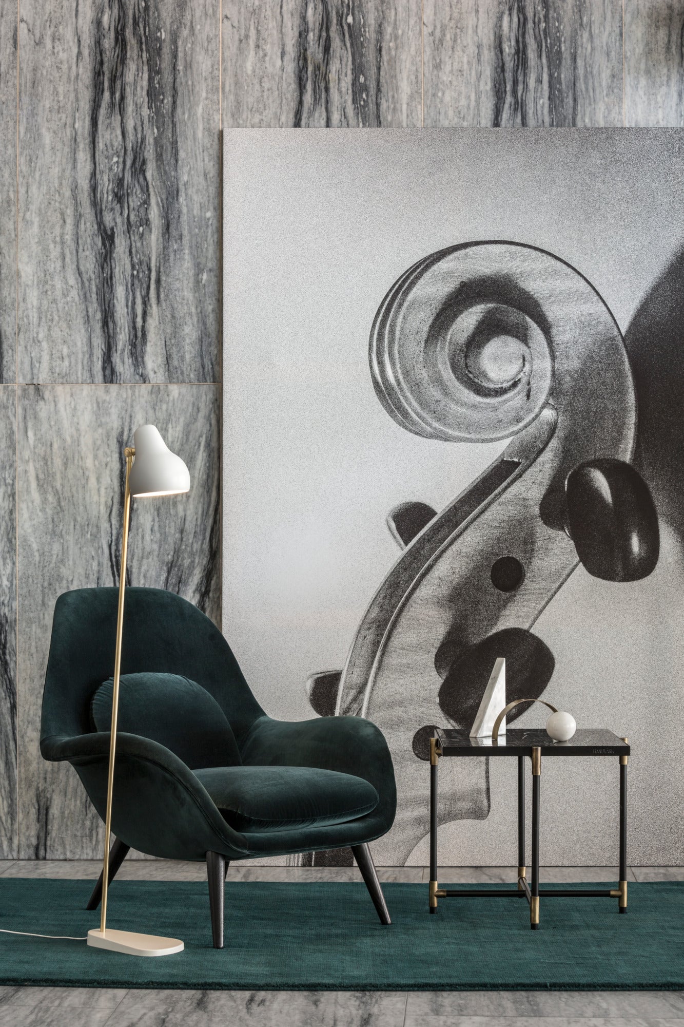 Lampa podłogowa VL 38 biały ze złotym wykończeniem - Image 9