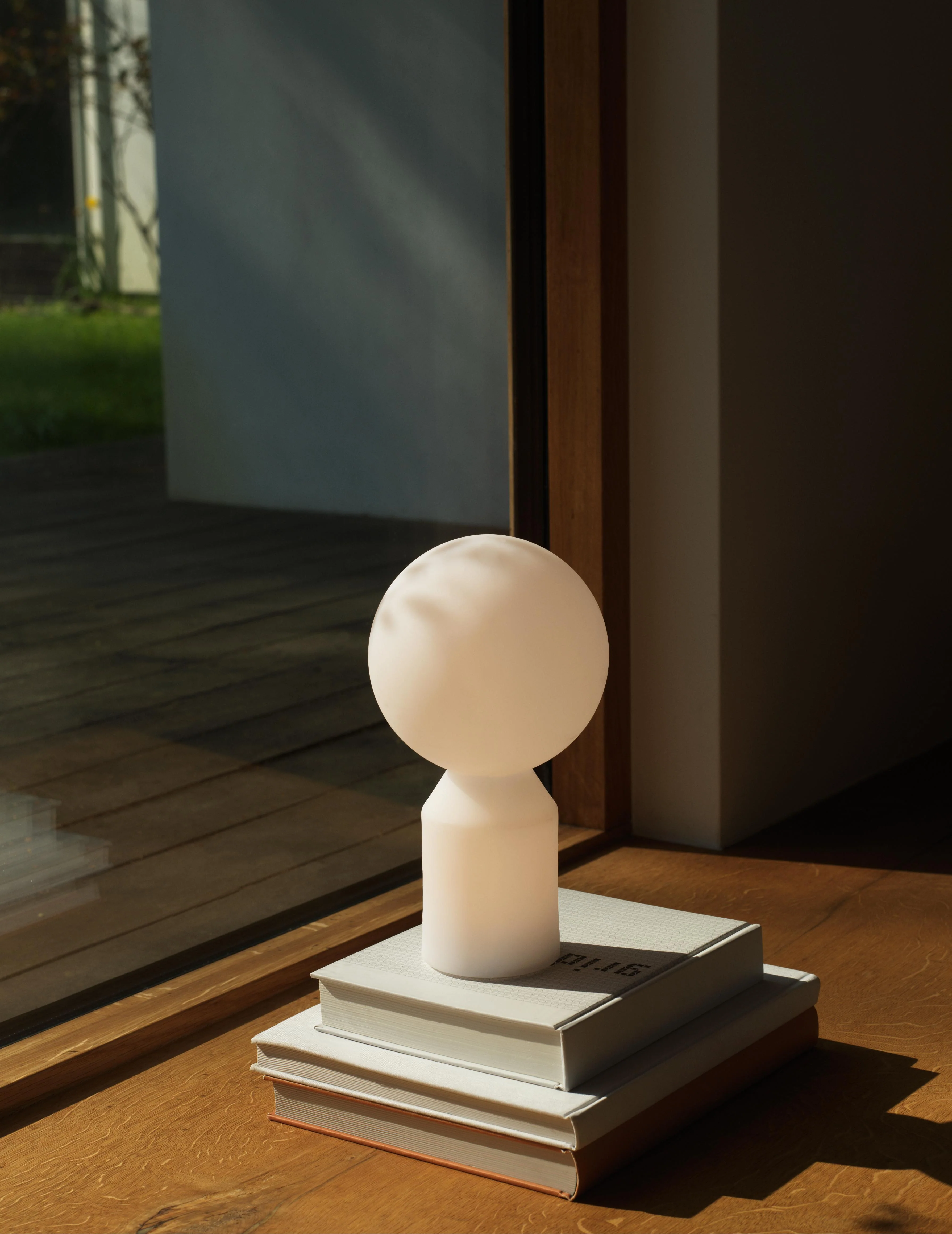 Lampa przenośna YO biały - Image 18