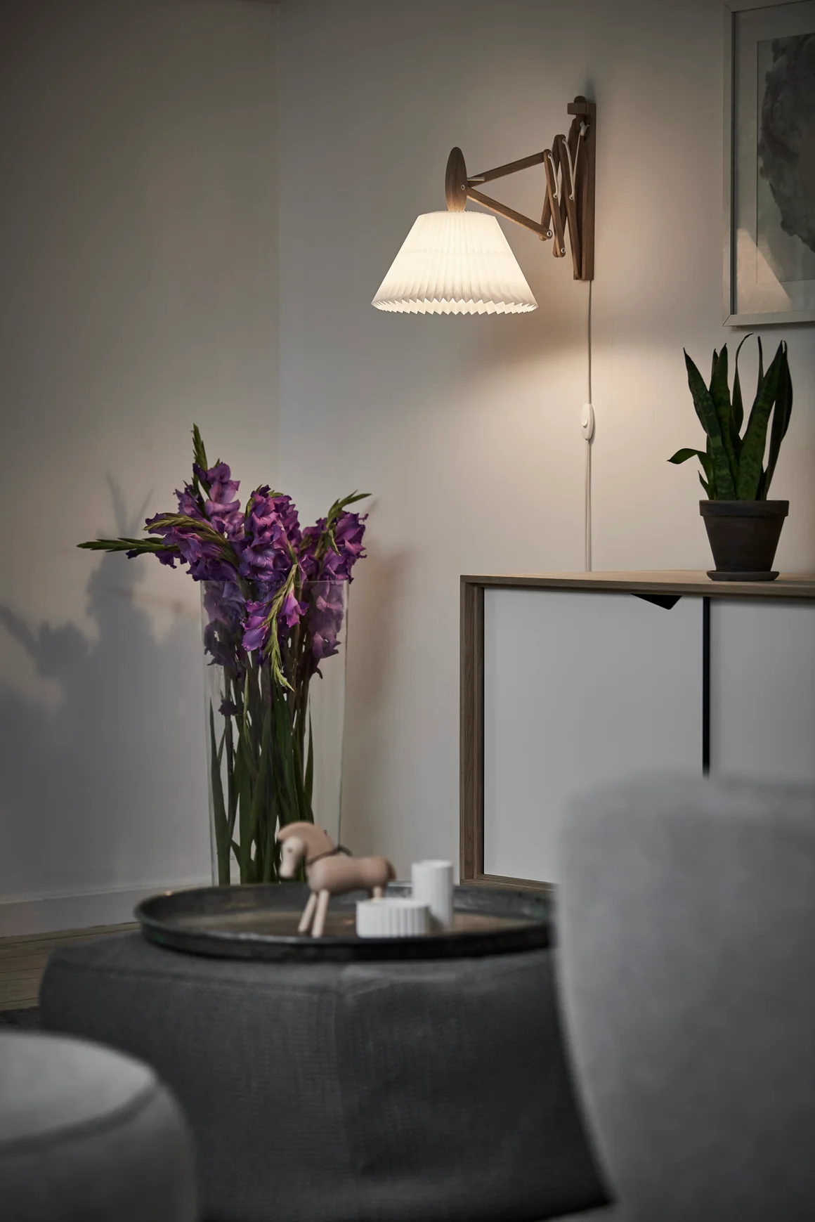 Lampa ścienna MODEL 223 2/17 SAX biały z ciemną dębową podstawą - Image 12
