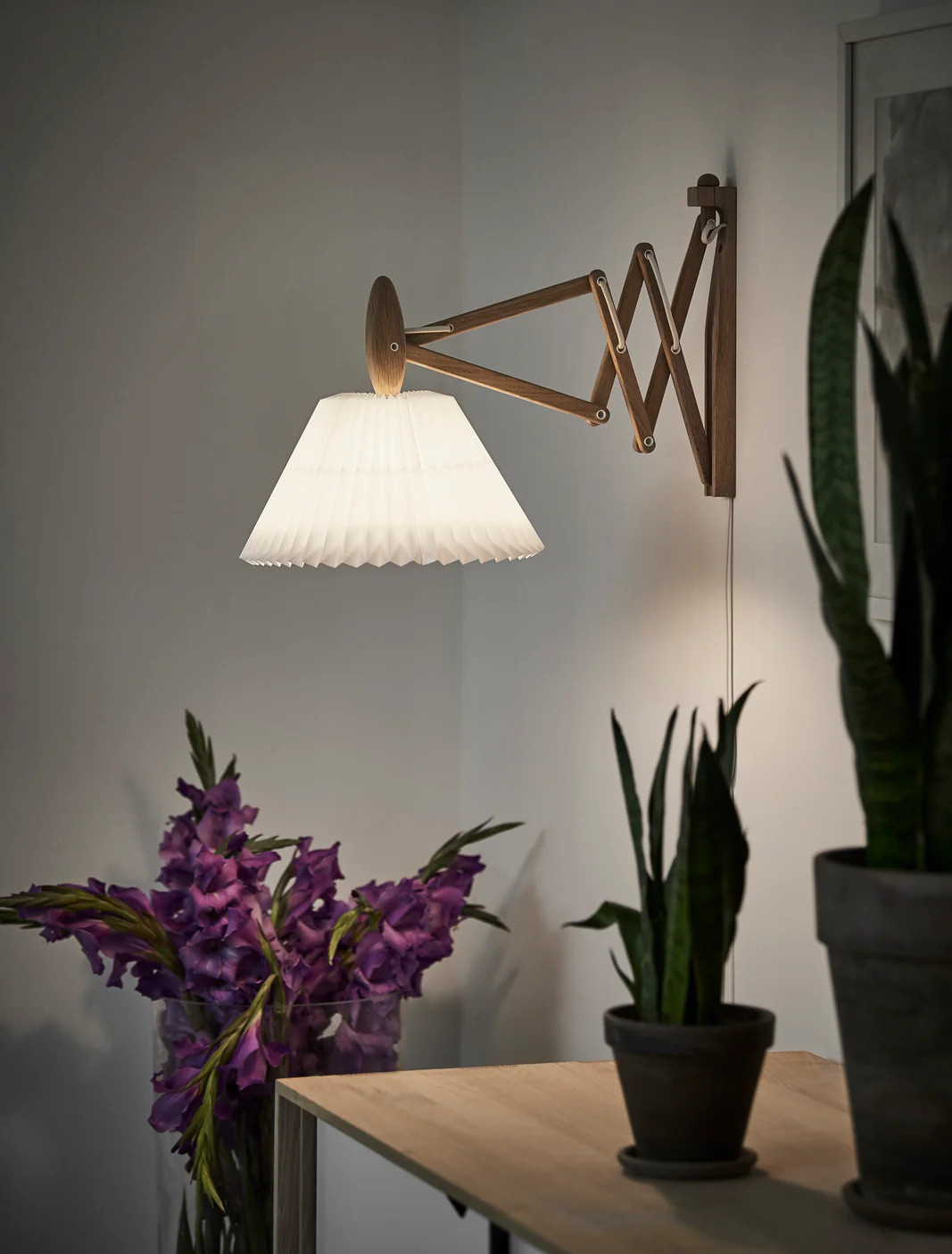 Lampa ścienna MODEL 223 2/17 SAX biały z ciemną dębową podstawą - Image 16