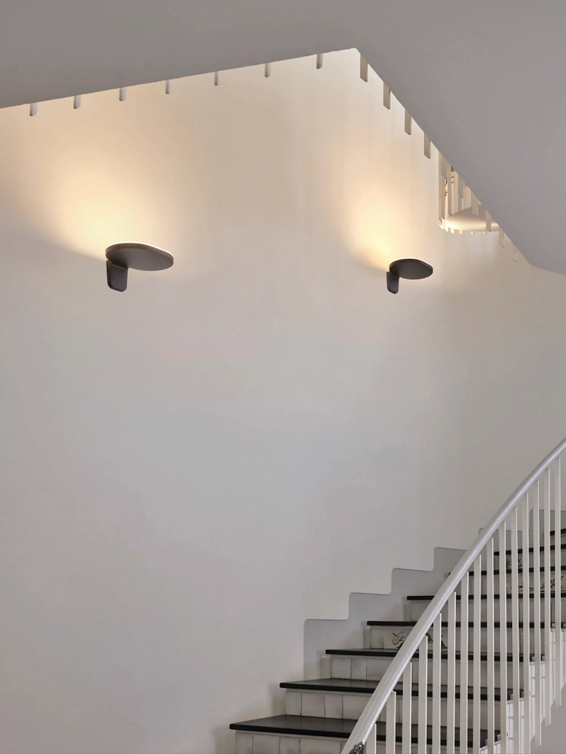 Lampa ścienna OPLIGHT czarny - Image 3