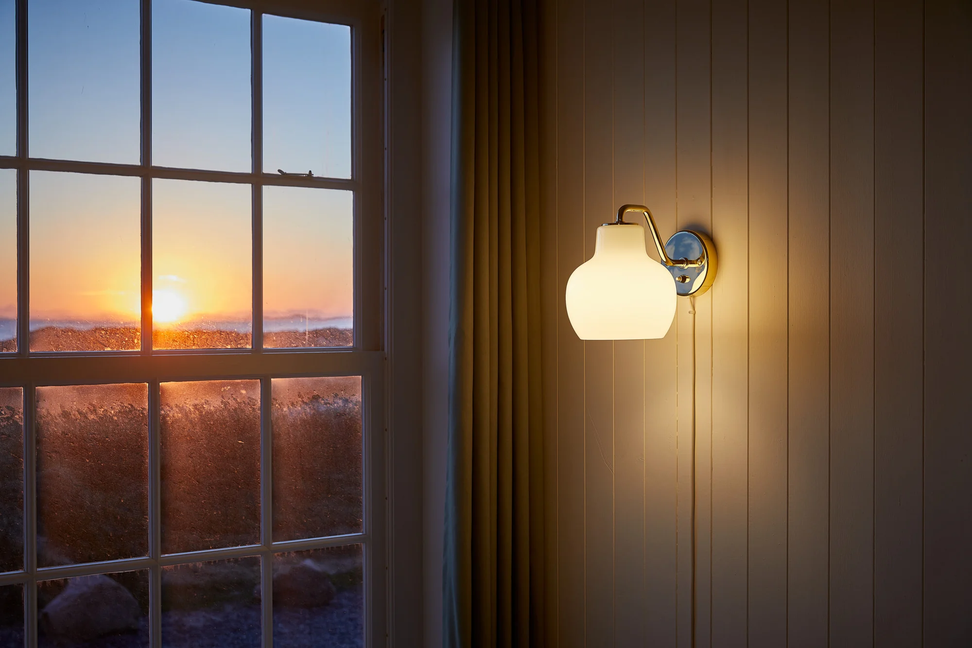 Lampa ścienna VL RING CROWN 1 biały z mosiężną podstawą - Image 11