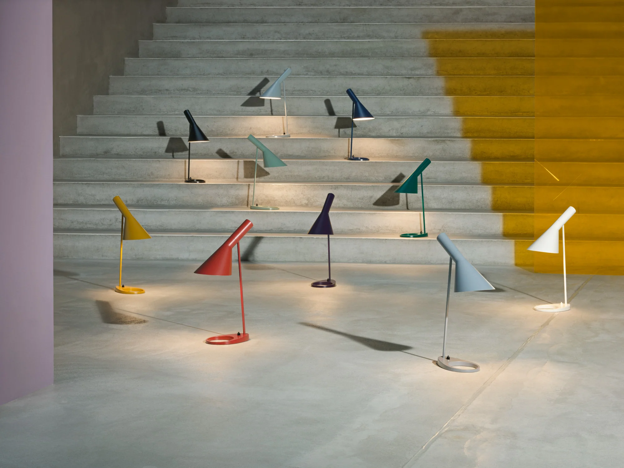 Lampa stołowa AJ polerowana stal nierdzewna - Image 6
