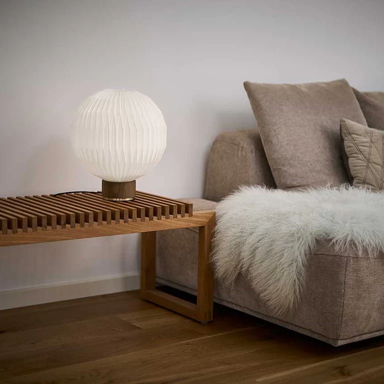Lampa stołowa MODEL 375 biały z dymioną dębową podstawą - Image 10