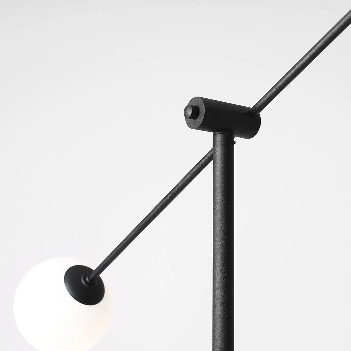 Lampa podłogowa regulowana OHIO czarny - Image 3