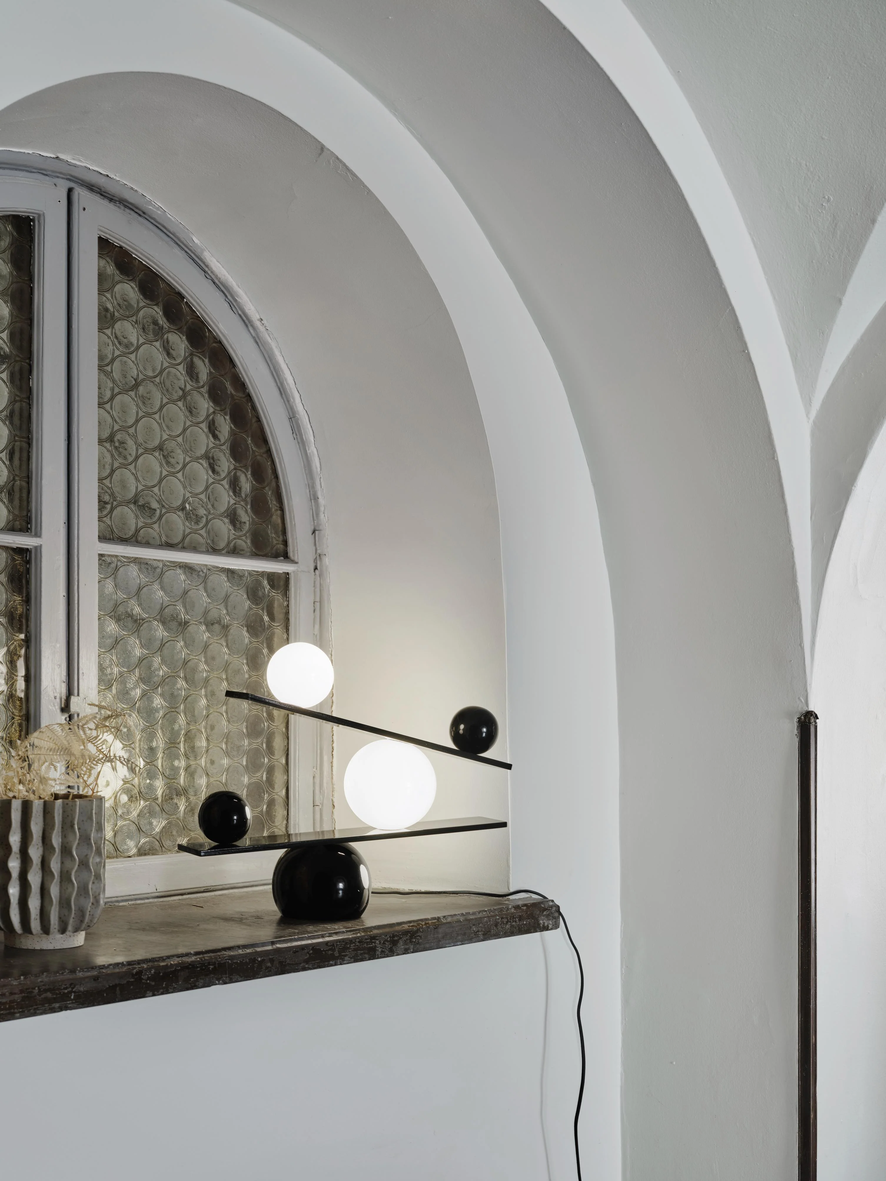 Lampa stołowa BALANCE czarny - Image 10