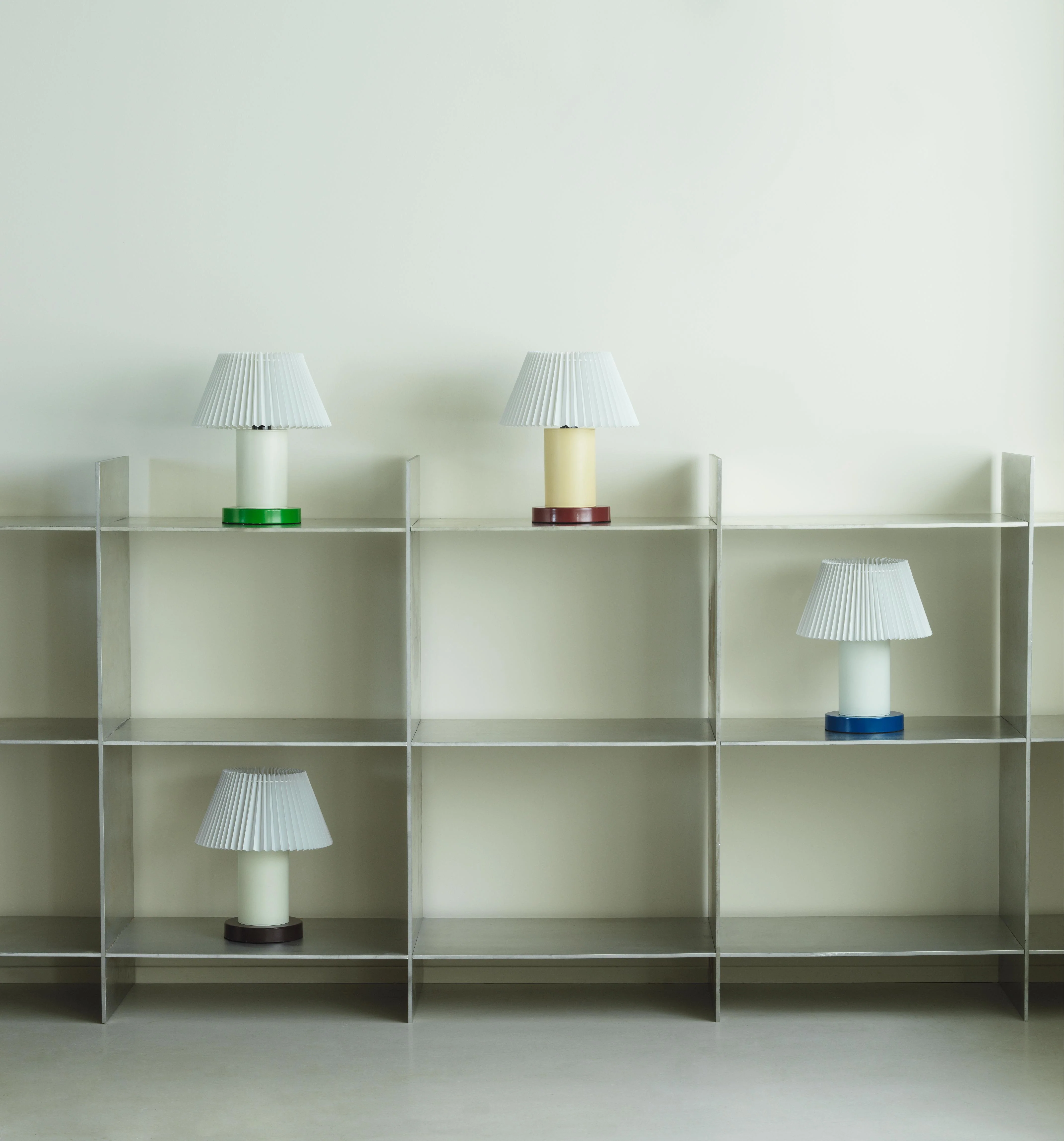 Lampa stołowa CELLU biały z brązową podstawą - Image 4