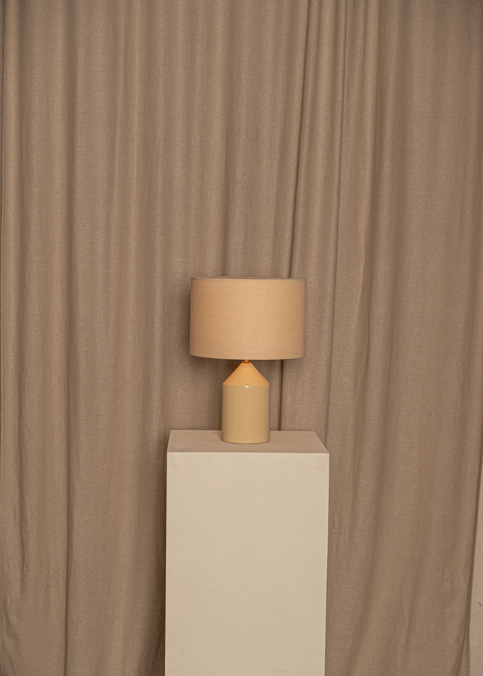 Lampa stołowa ceramiczna JOSEF beżowy - Image 4