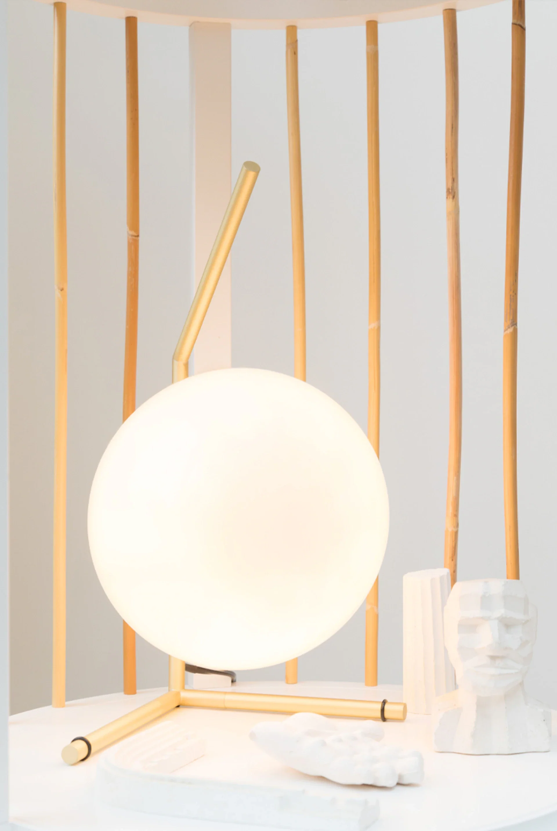 Lampa stołowa IC LIGHTS LOW 10TH ANNIVERSARY złoty - Image 2