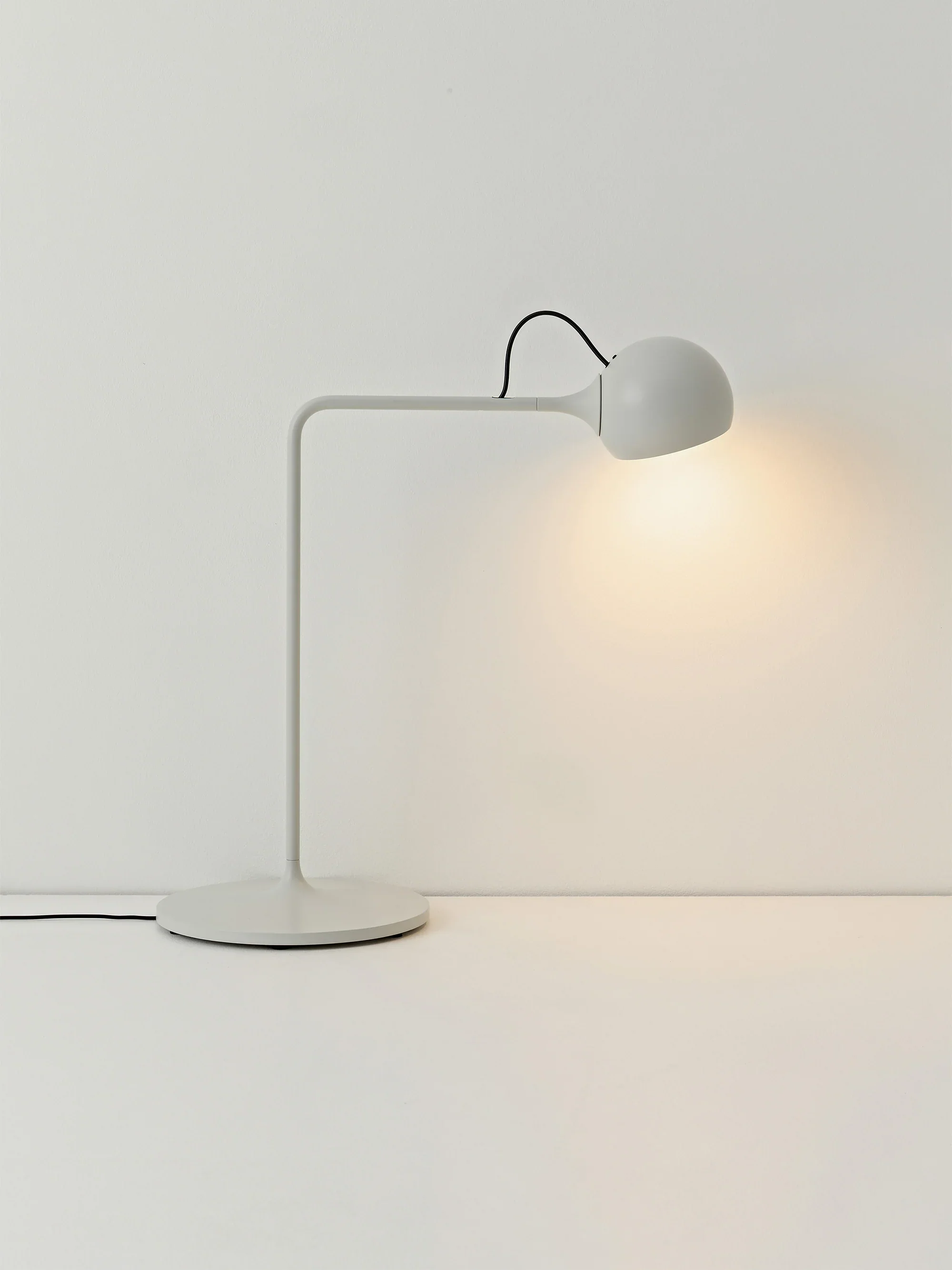 Lampa biurkowa regulowana IXA jasnoszary - Image 6