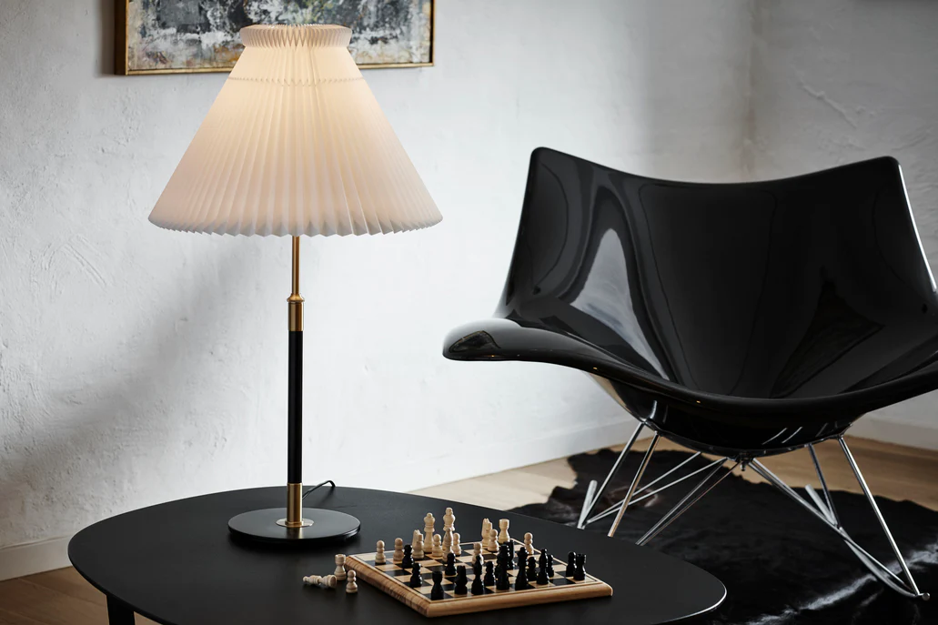 Lampa stołowa MODEL 352 biały z czarno-złotą podstawą - Image 2
