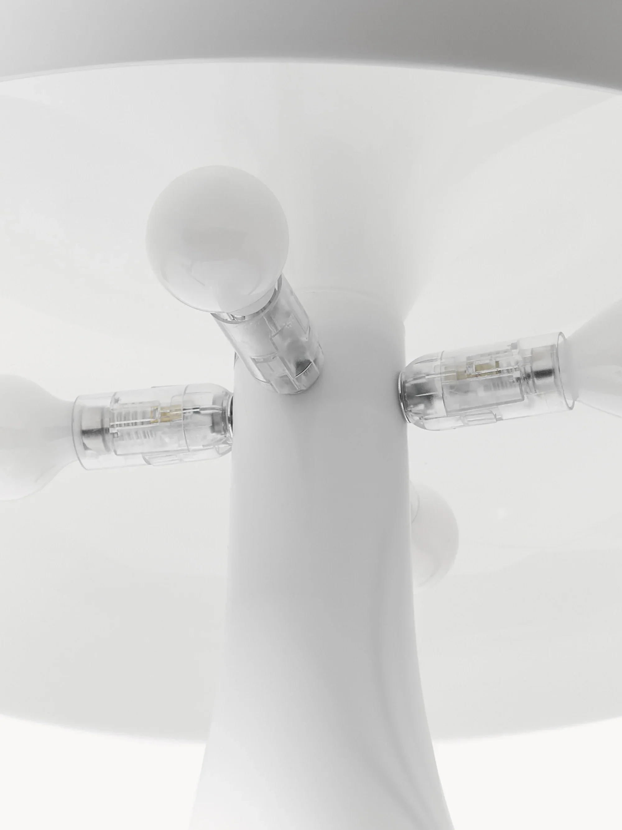 Lampa stołowa NESSO biały - Image 3