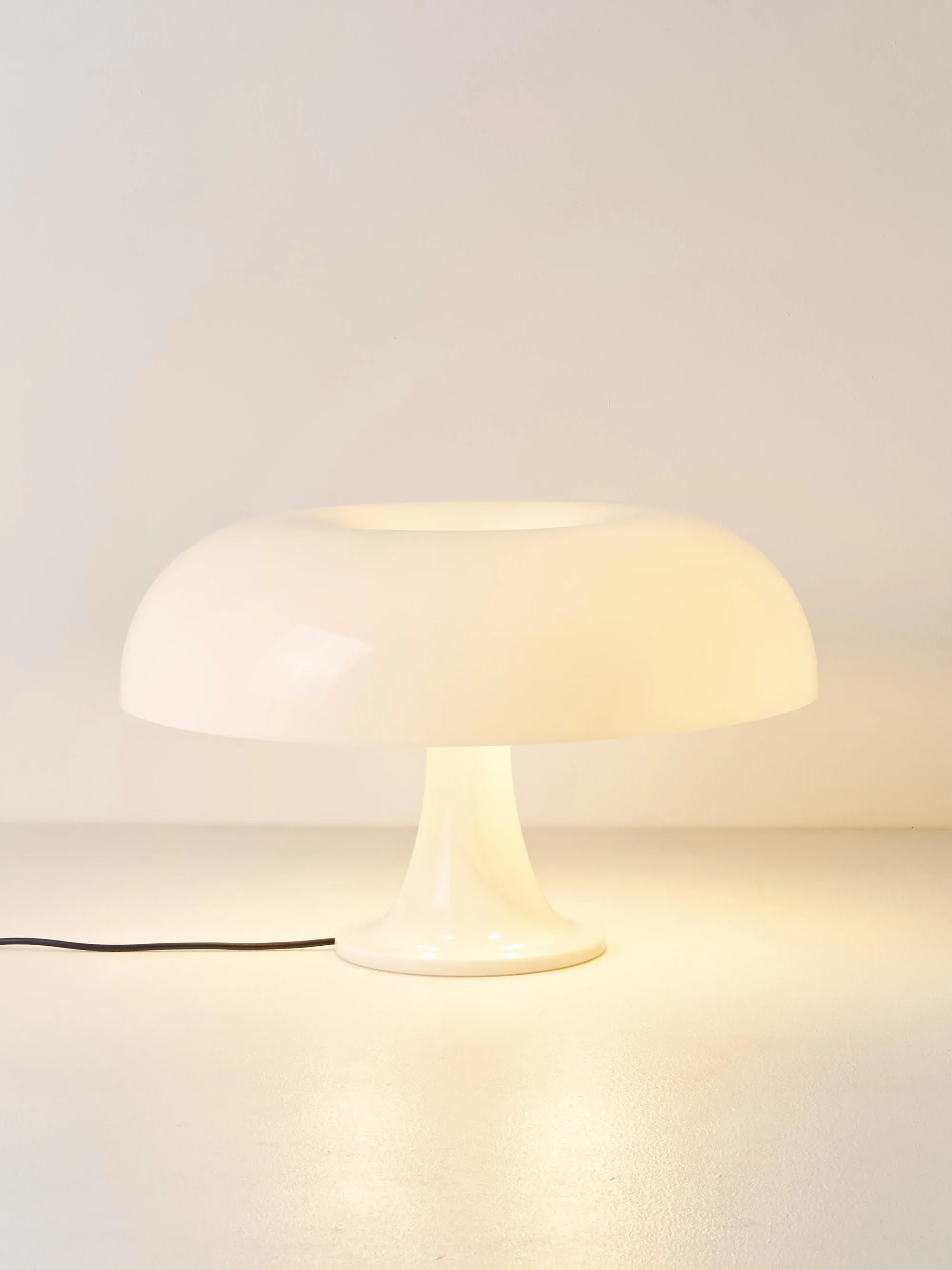 Lampa stołowa NESSO biały - Image 5