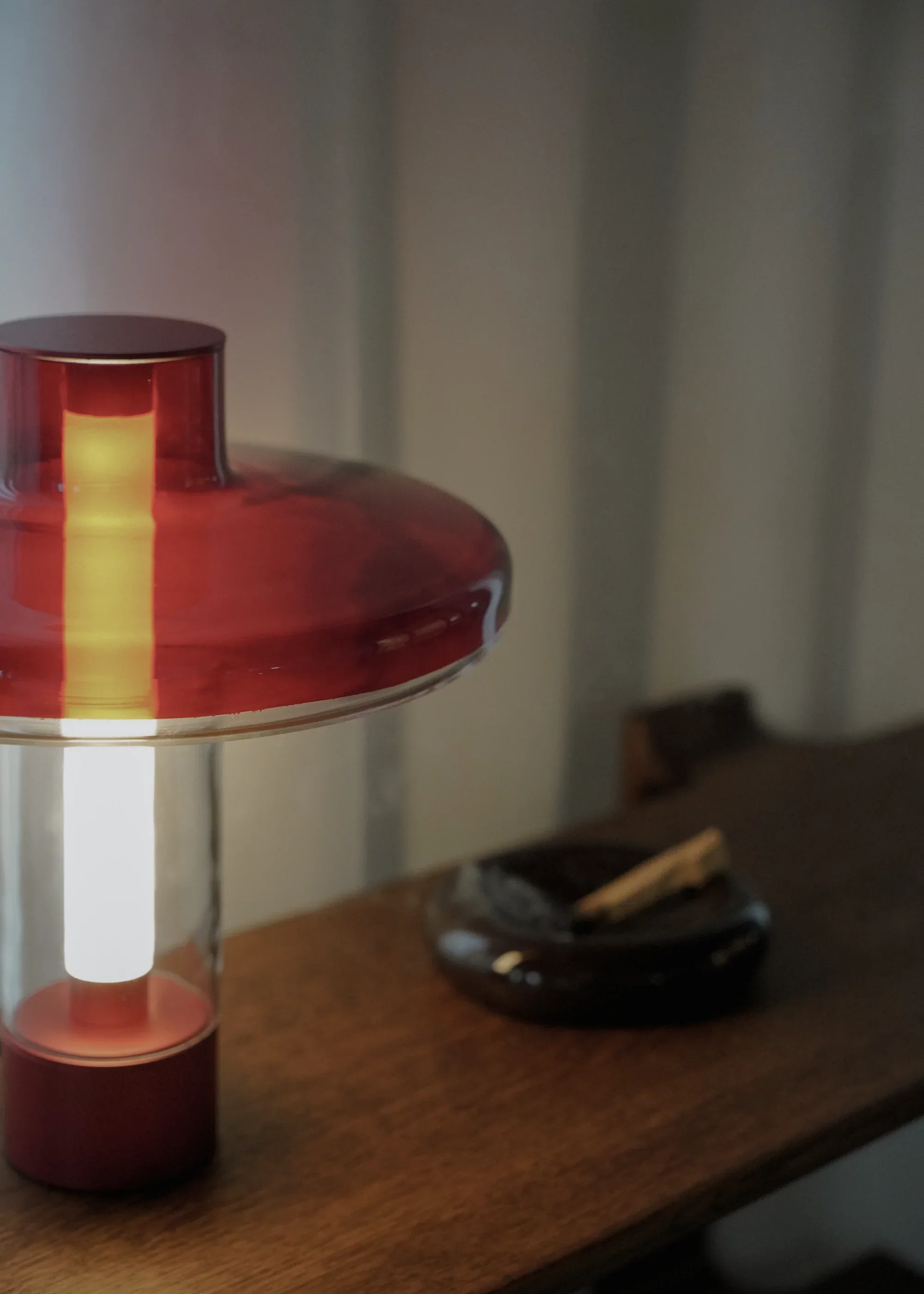 Lampa stołowa NEVO czerwony - Image 3