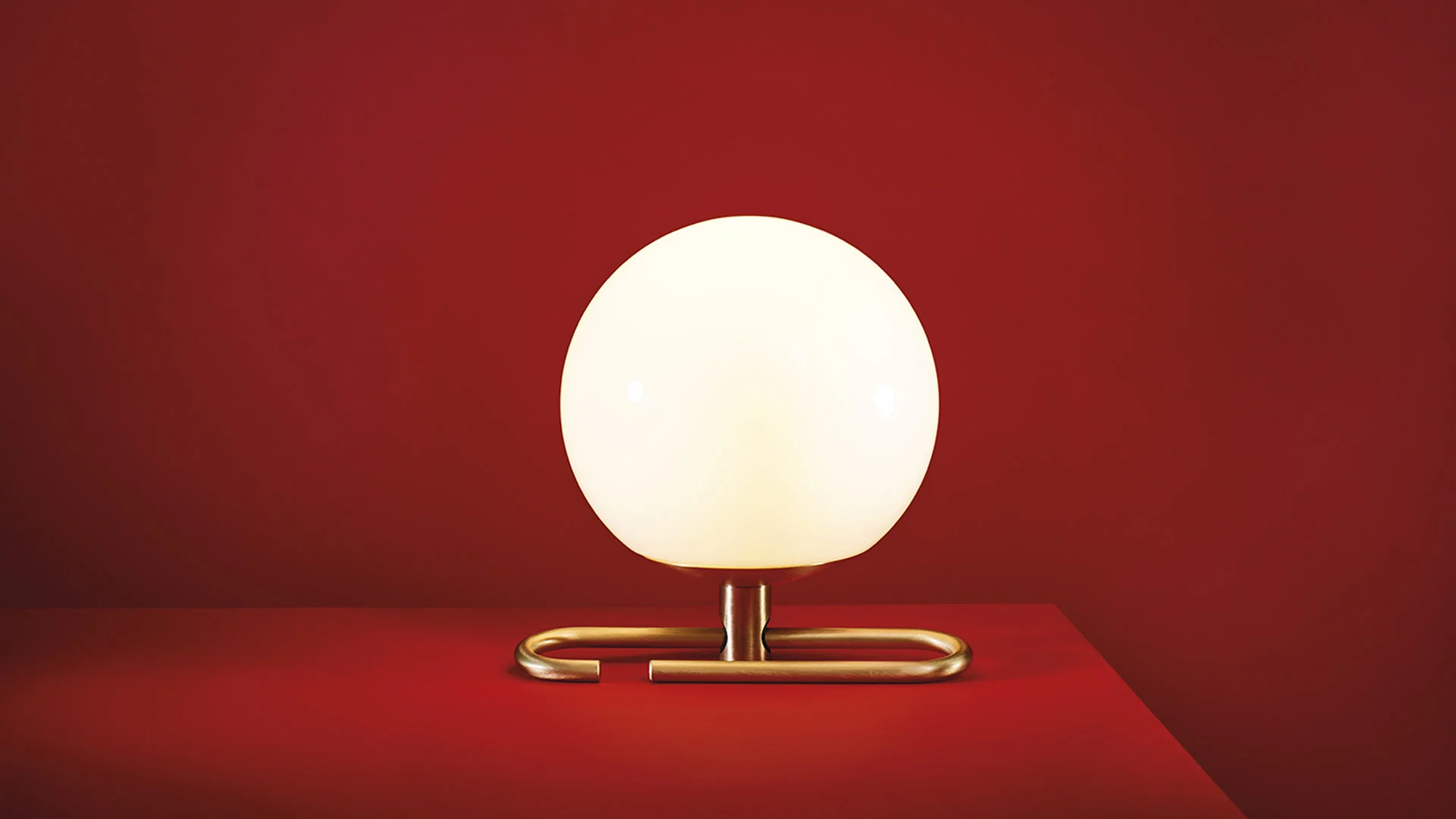 Lampa stołowa NH1217 mosiężny z białym szkłem - Image 3