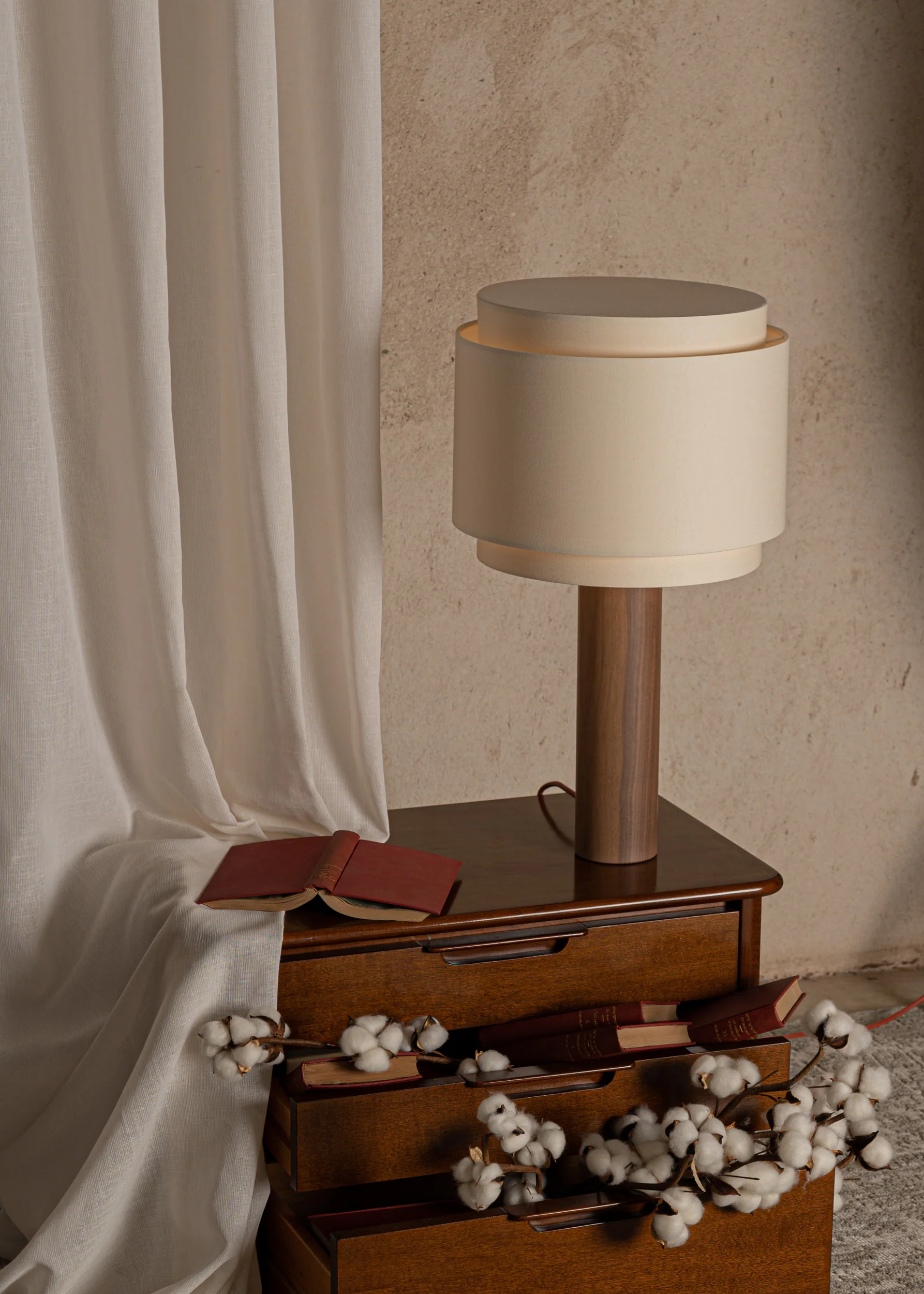 Lampa stołowa PIPO DUOBLE drewno orzechowe - Image 2