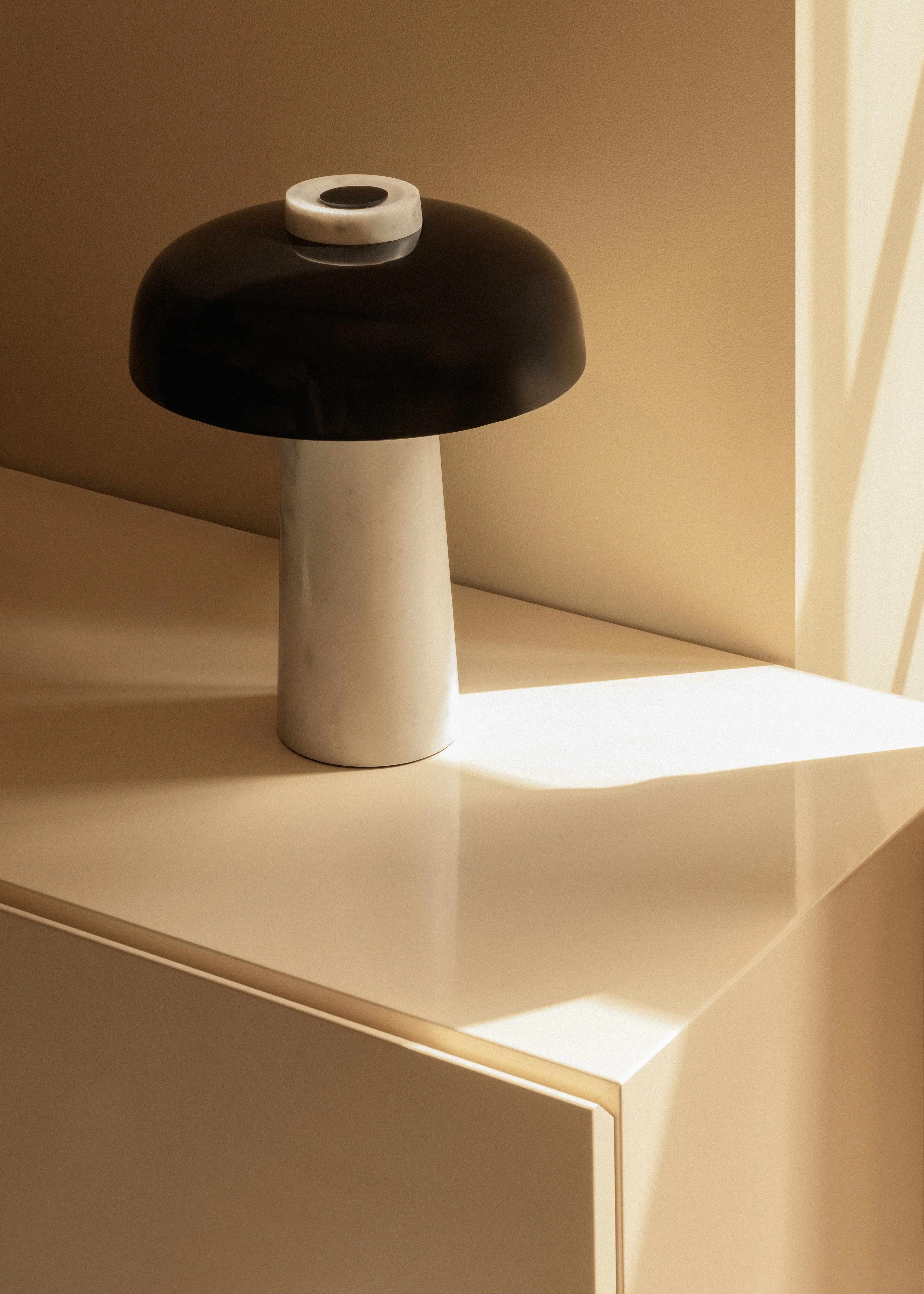 Lampa stołowa REVERSE brązowy klosz z kamienną podstawą - Image 4