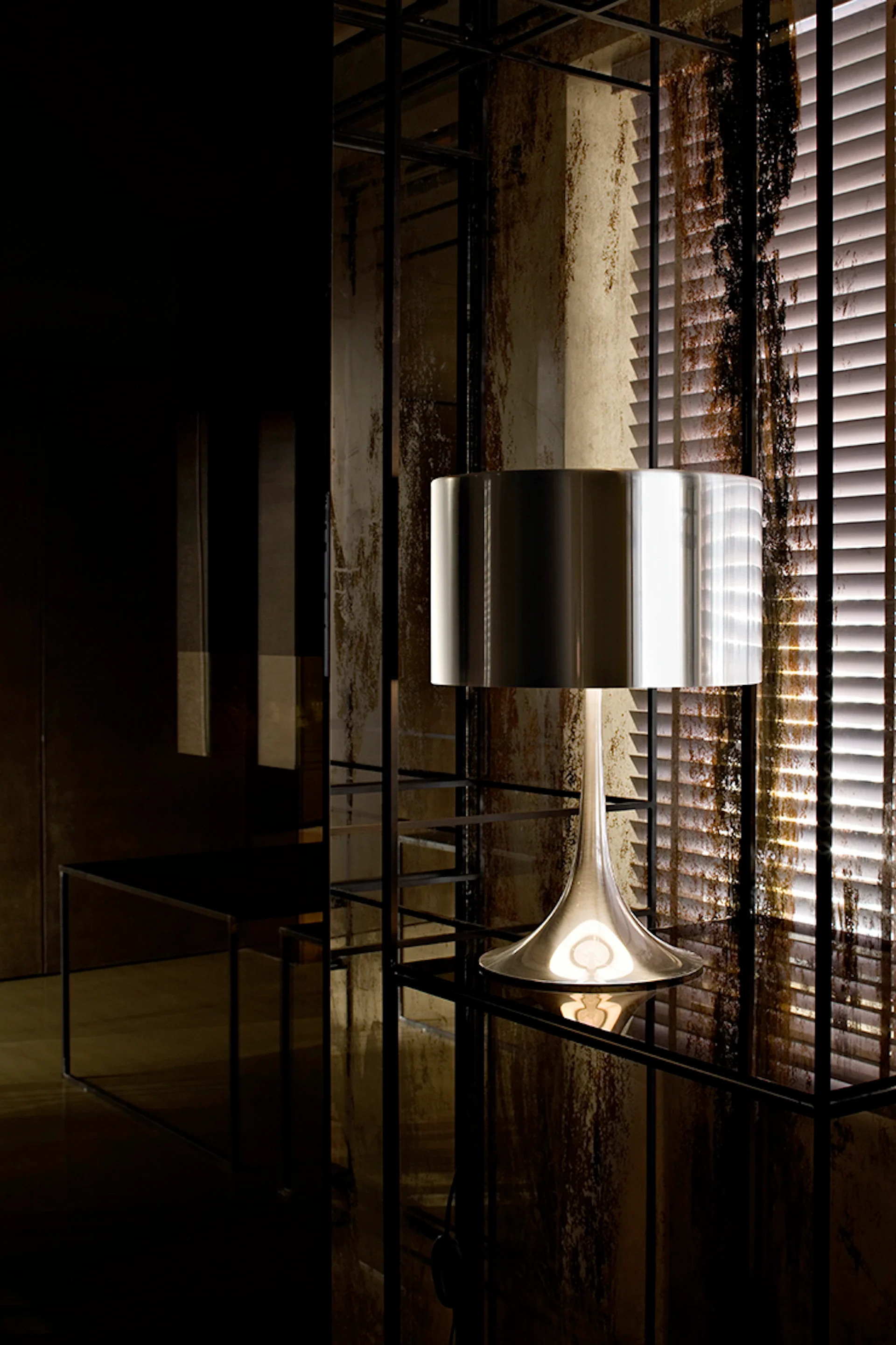 Lampa stołowa SPUN LIGHT biały - Image 4