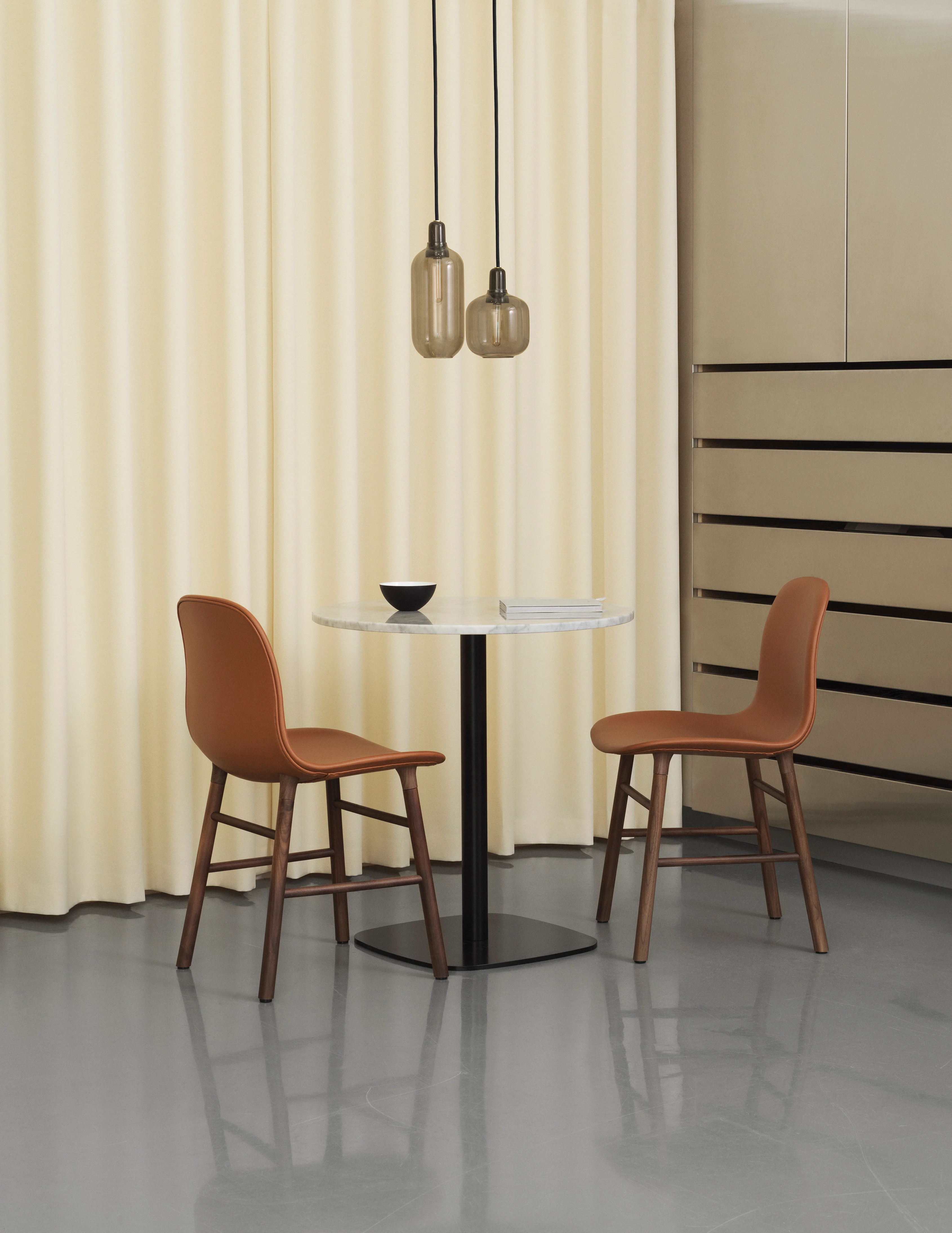 Lampa wisząca AMP LARGE szkło dymione z czarnym marmurem - Image 6