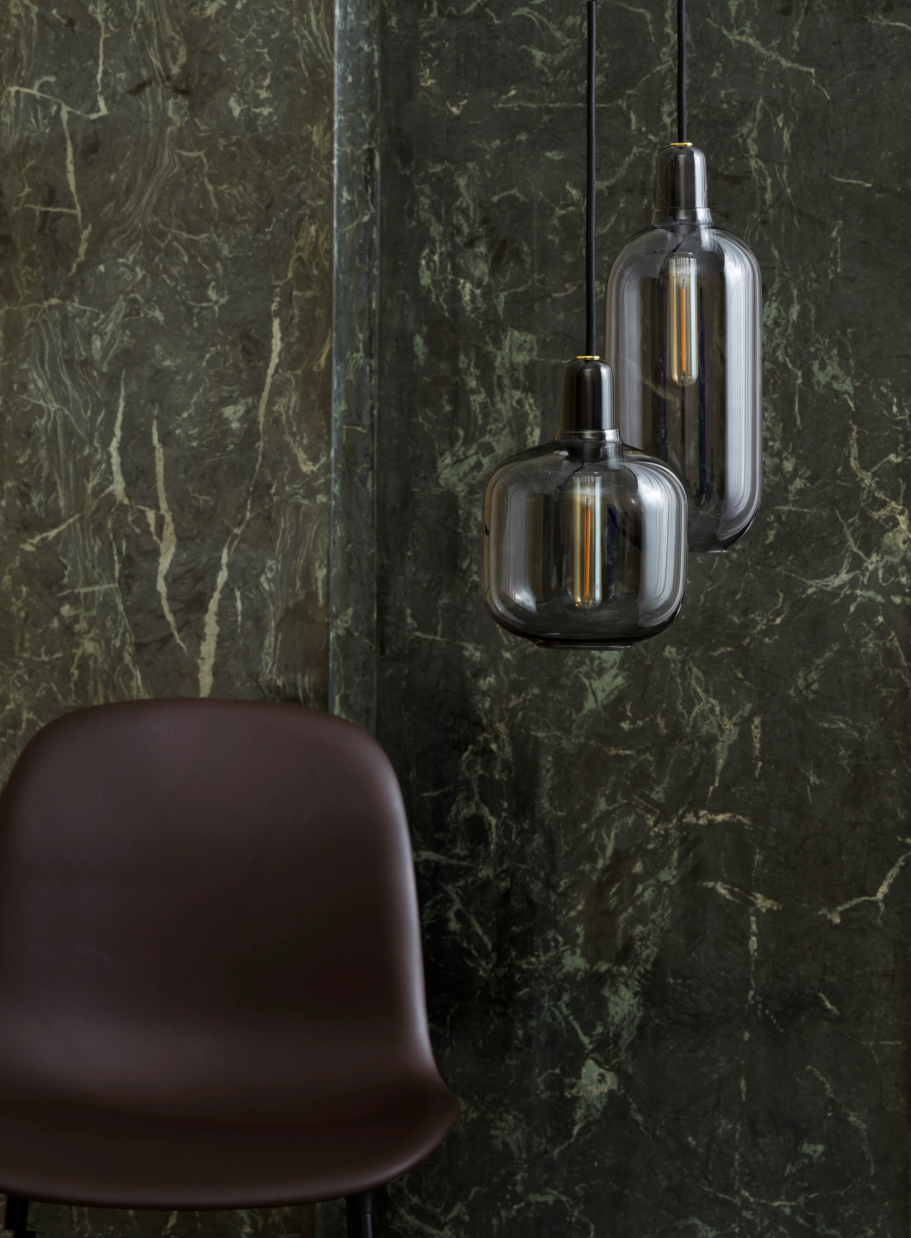 Lampa wisząca AMP LARGE szkło dymione z czarnym marmurem - Image 7
