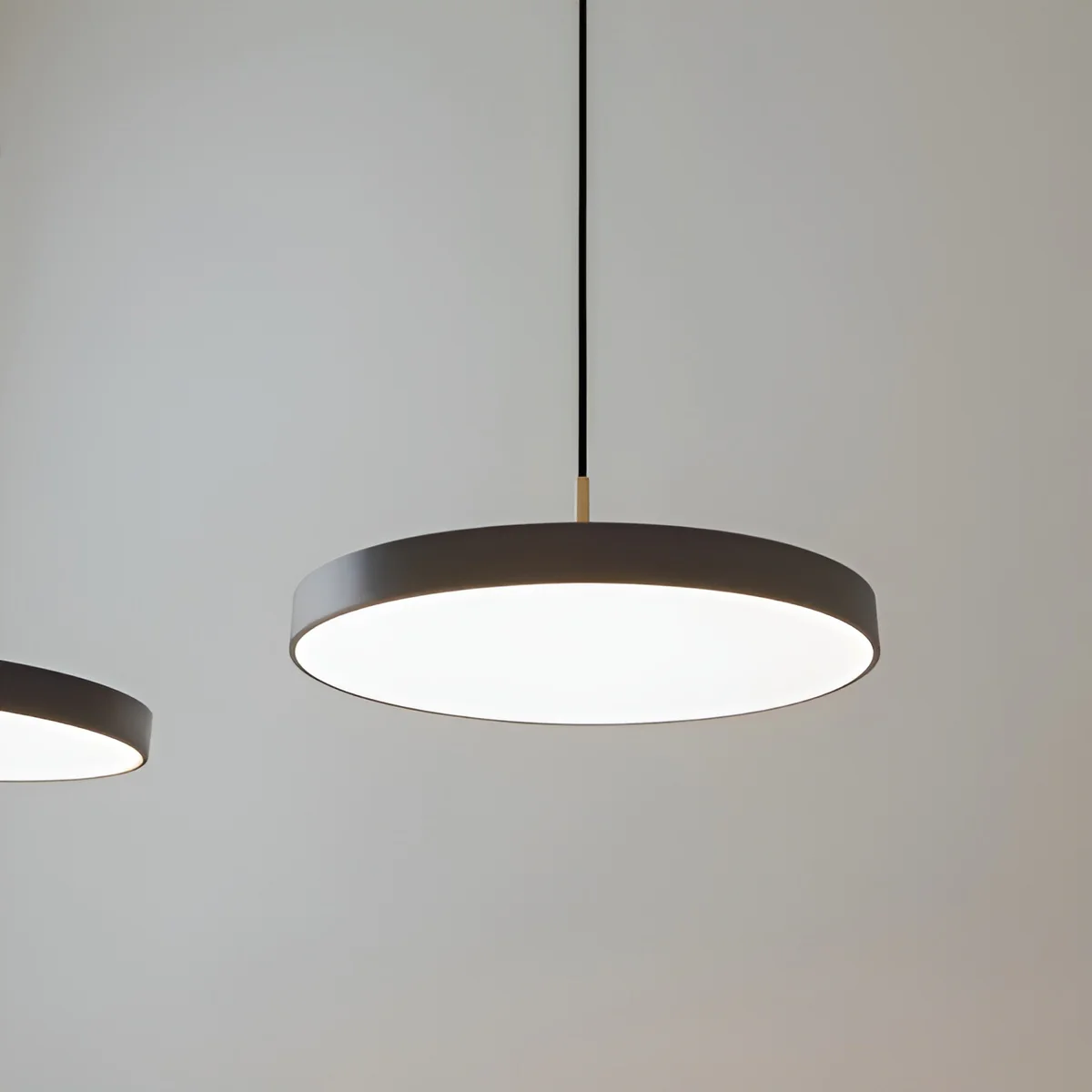 Lampa wisząca ASTERIA PLUS antracytowy ze złotą wstawką - Image 7
