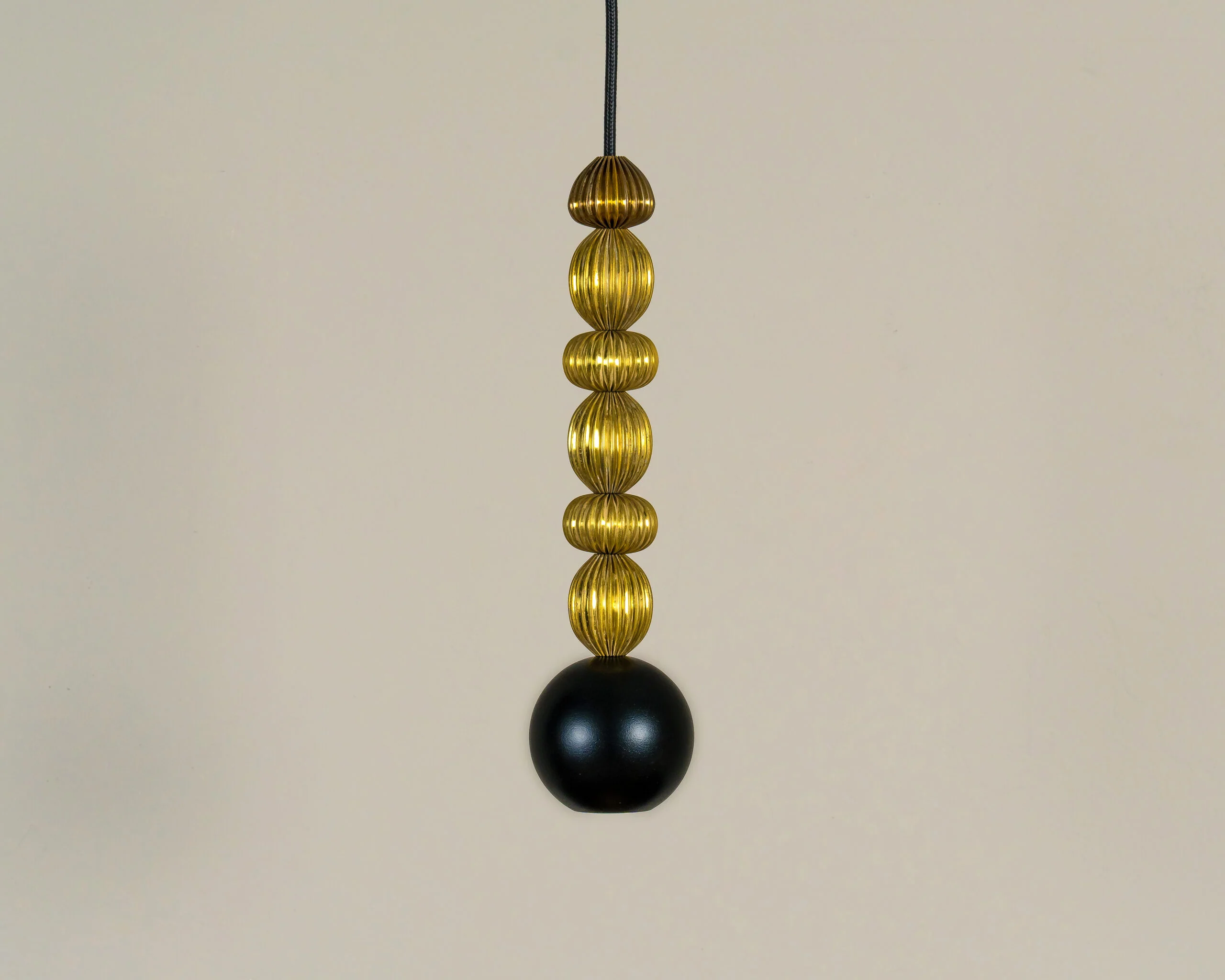 Lampa wisząca BOLA QUEEN mosiężny - Image 5