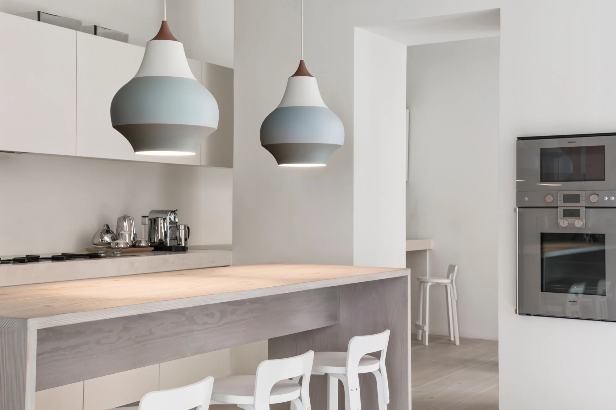 Lampa wisząca CIRQUE biało-niebieski z miedzianą końcówką - Image 8