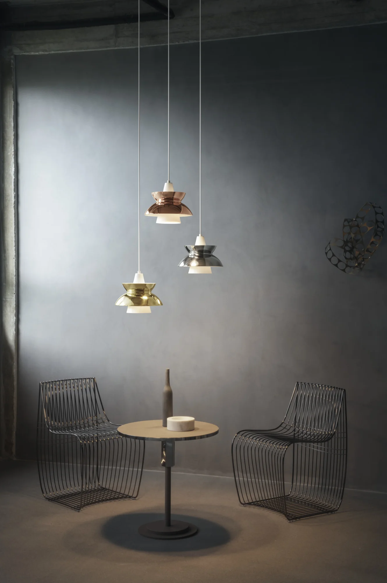 Lampa wisząca DOO-WOP biały z mosiężnym wykończeniem - Image 6