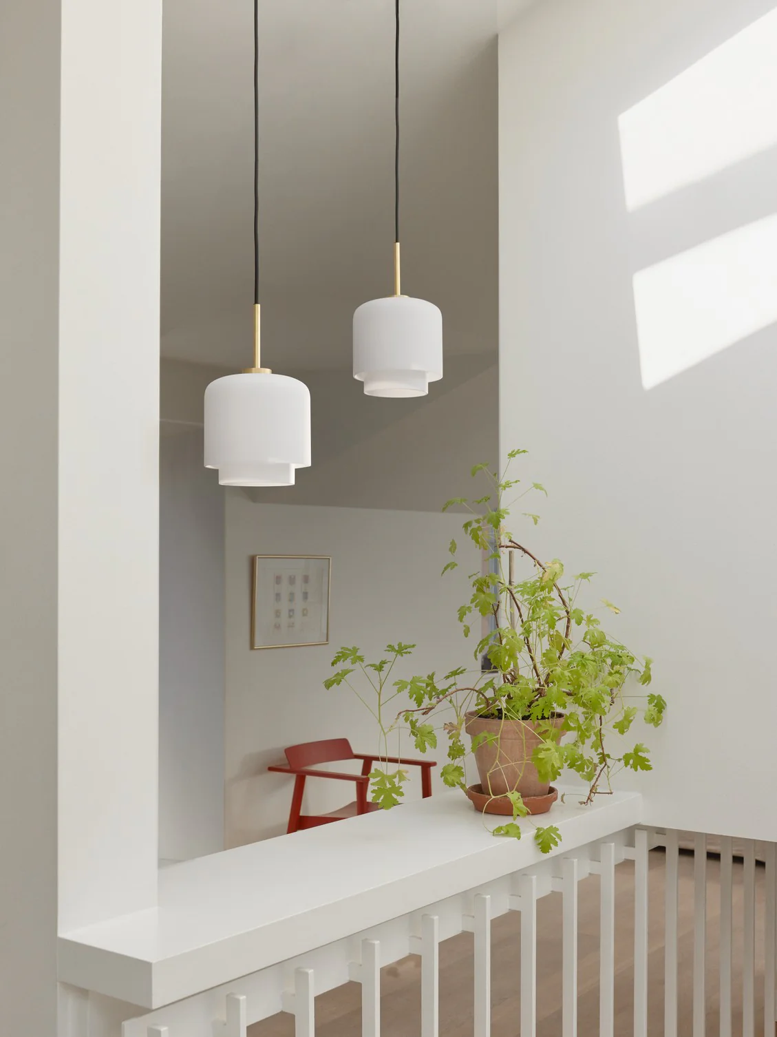Lampa wisząca MEGUMI biały z mosiężnym wykończeniem - Image 5